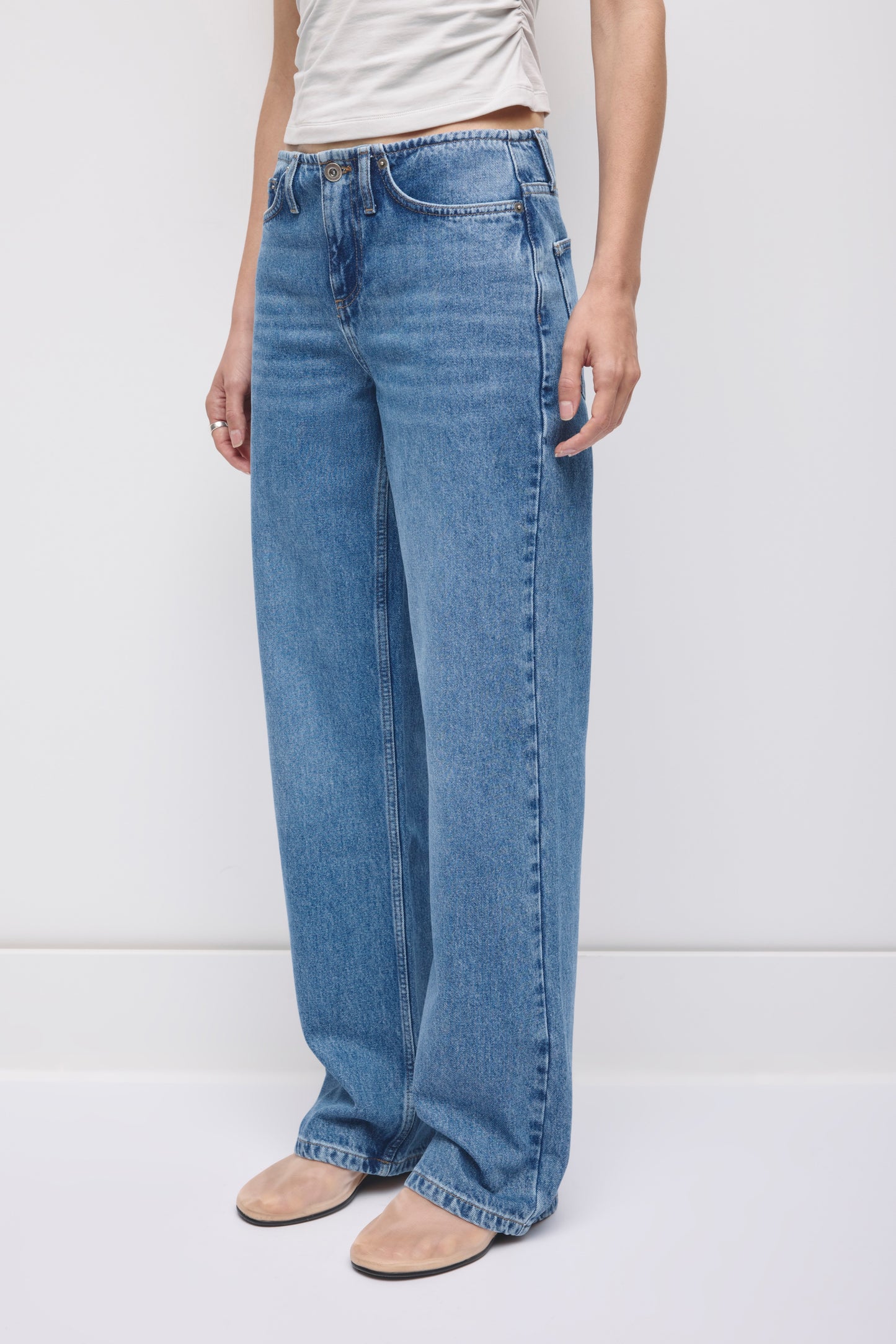 Women's Safi Denim in Medium Wash