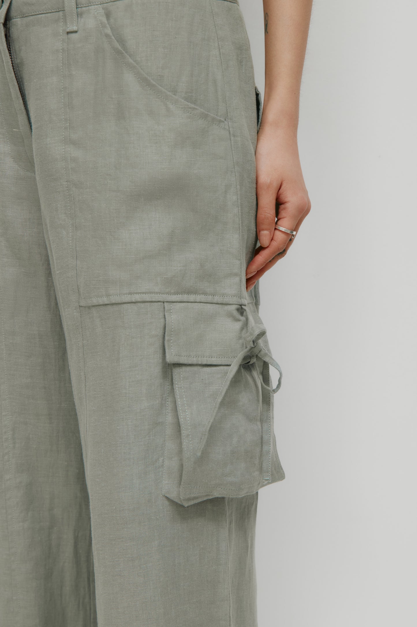 Women's Sila Linen Tie Pant in Shadow