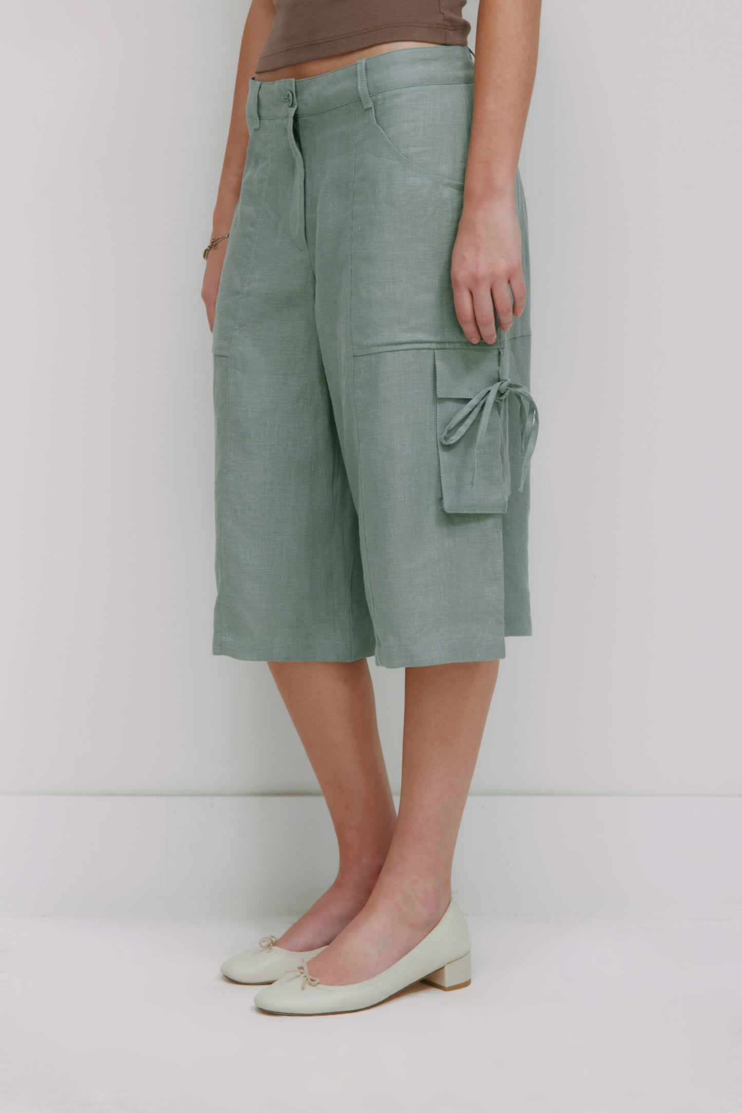 Women's Sila Linen Tie Short in Shadow