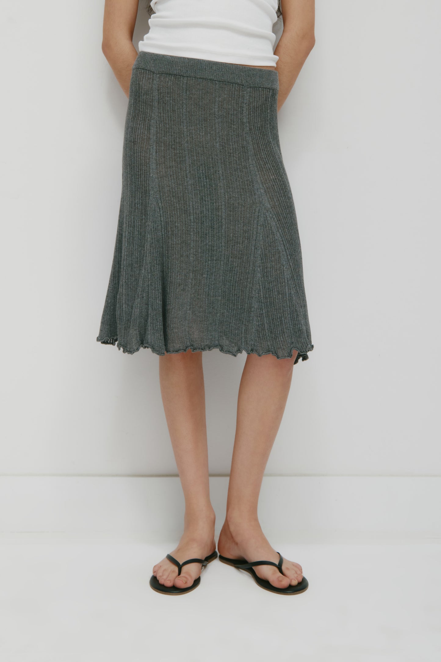 Women's Solis Ribbed Knit Skirt in Charcoal Mix