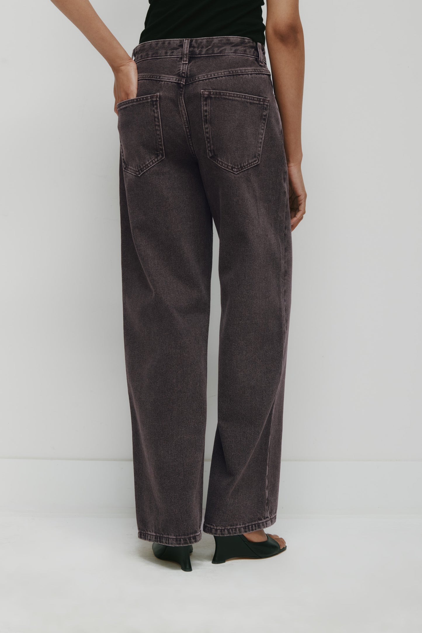 Women's Taba Denim in Brown Wash