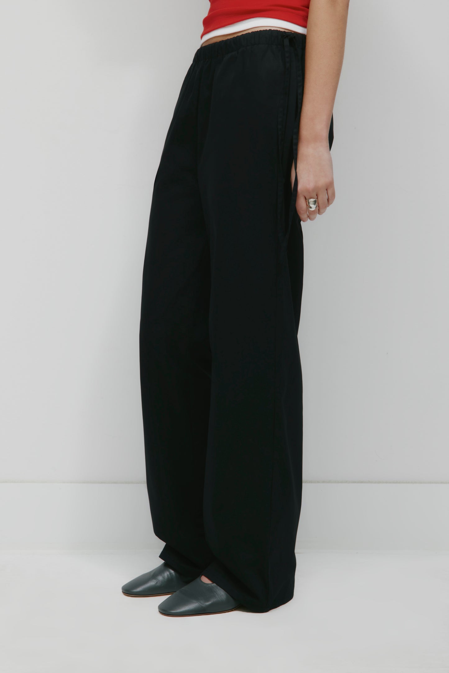Women's Tara Poplin Pant in Black