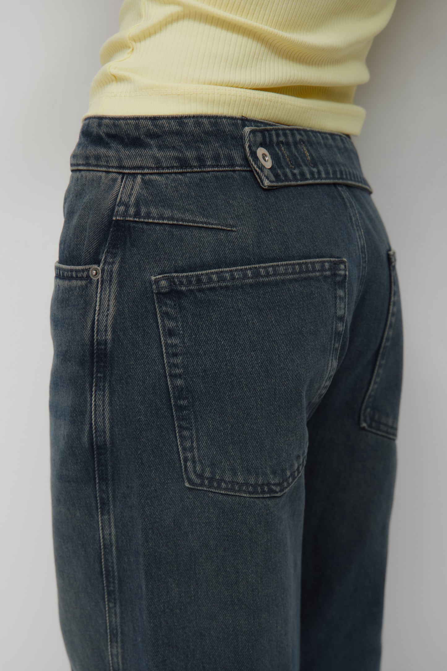 Women's Twisted Seam Denim in Storm Wash