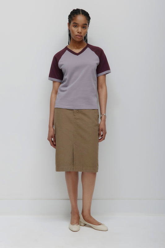 Women's Varsity V-neck Tee in Dusty Grape/Plum