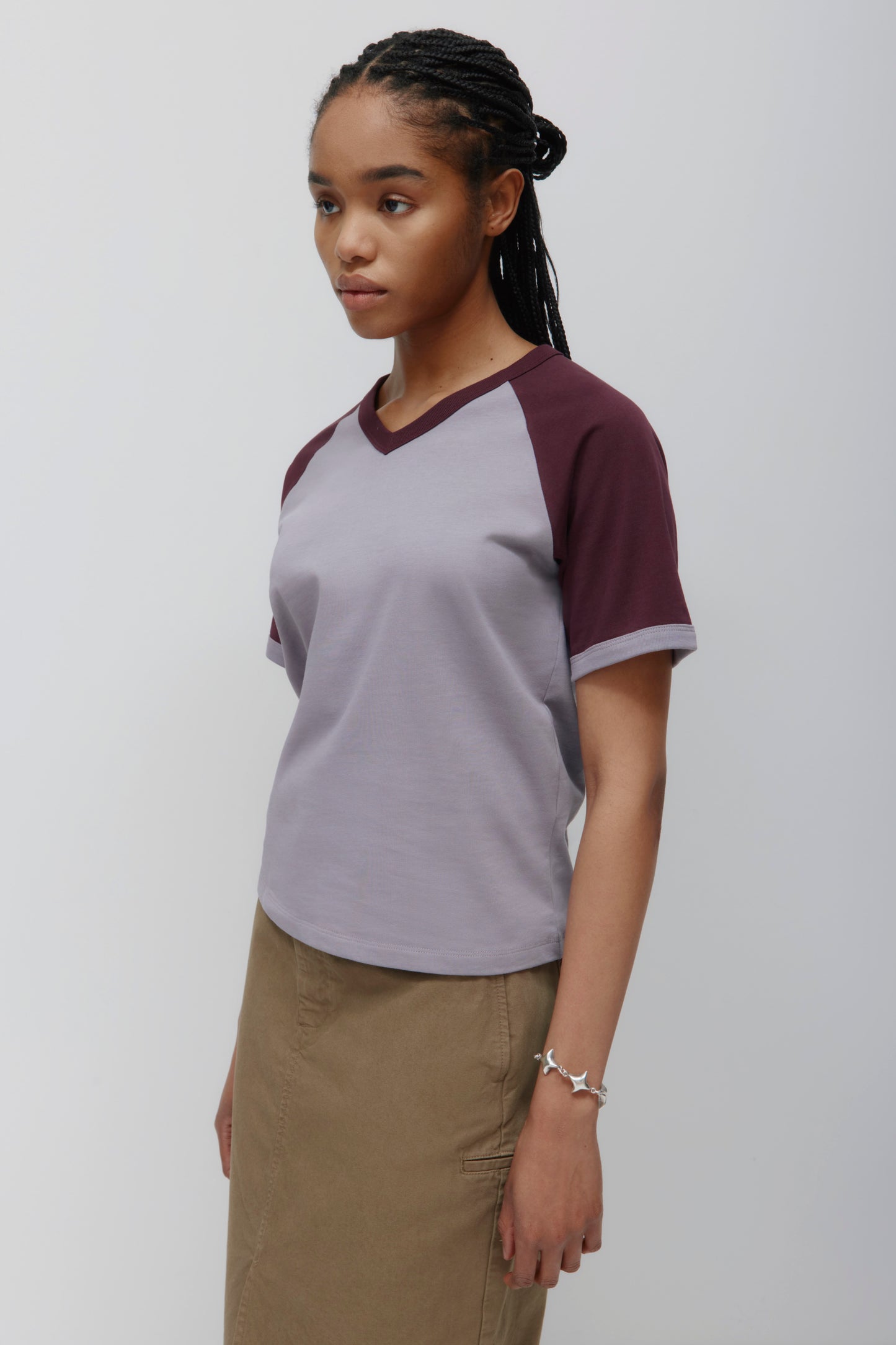 Women's Varsity V-neck Tee in Dusty Grape/Plum