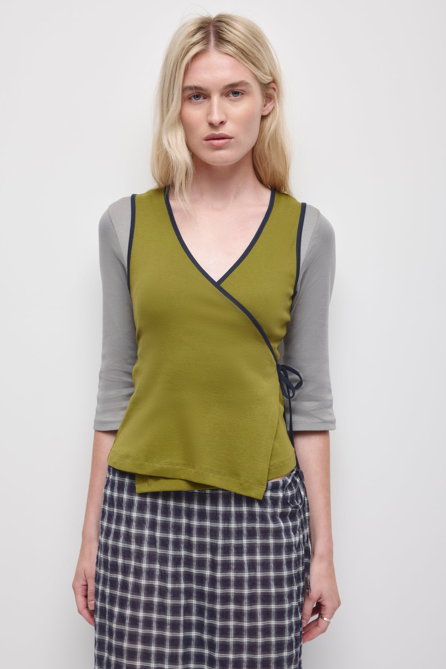Women's Wrapped Tank in Cardamom/Deep Ocean
