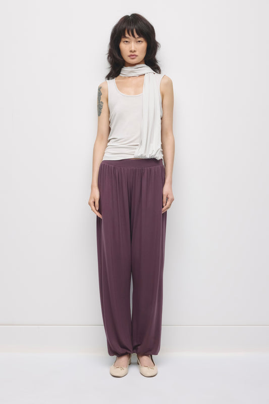 Women's Yazi Balloon Pant in Chocolate Plum