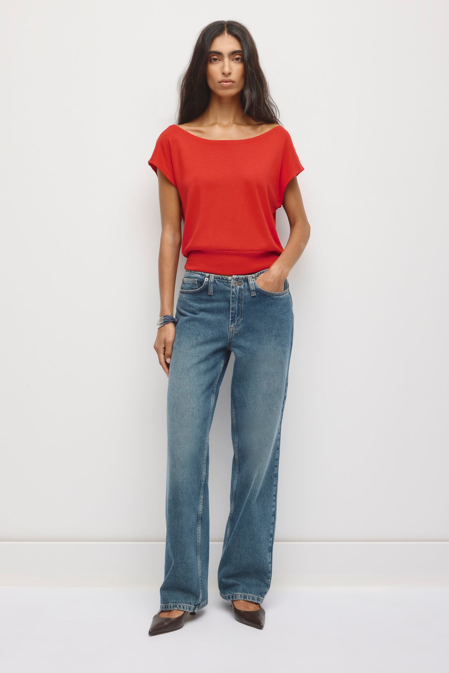 Women's Zahra Off Shoulder Tee in Salsa