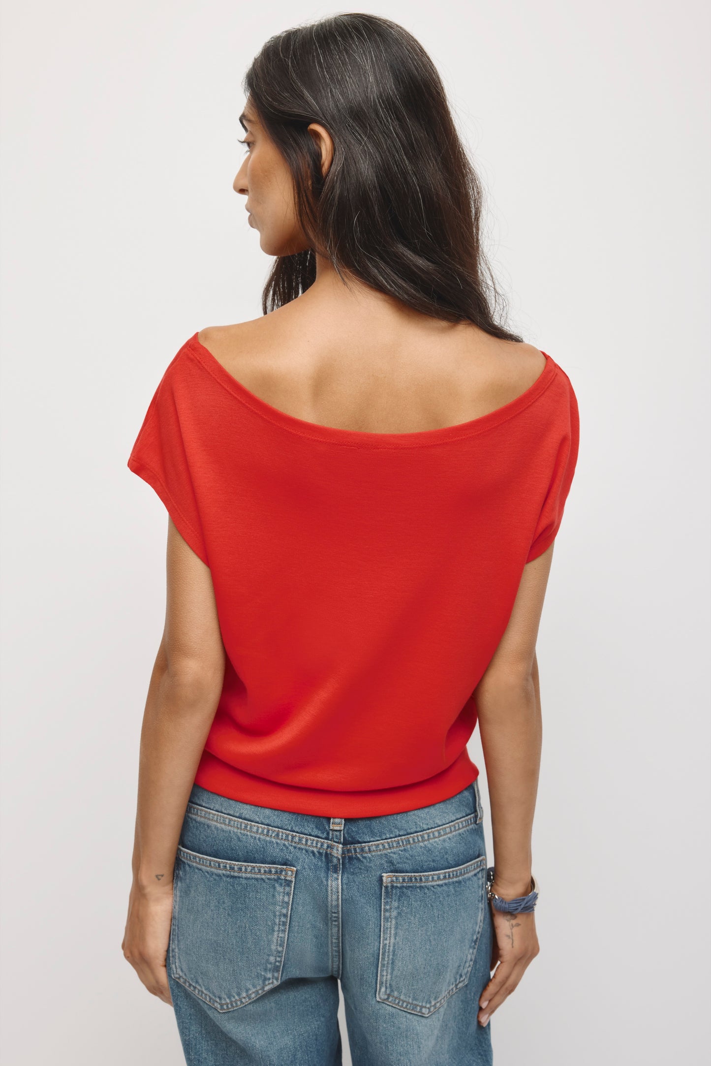 Women's Zahra Off Shoulder Tee in Salsa