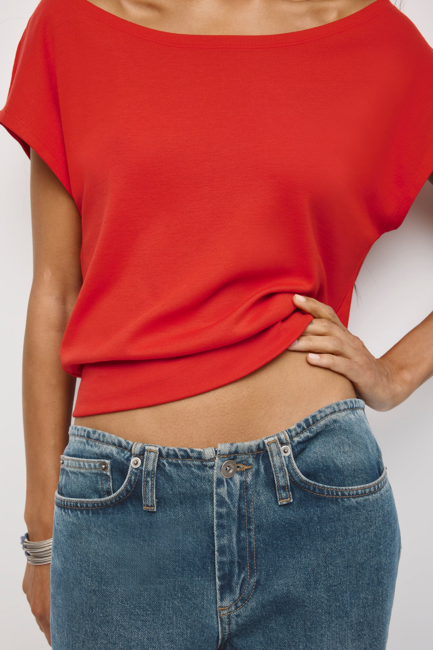 Women's Zahra Off Shoulder Tee in Salsa