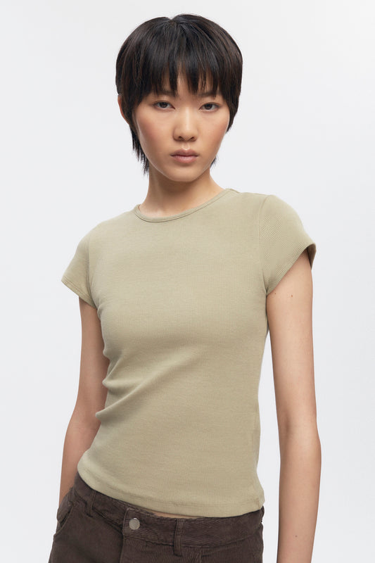 Women's 90's Tee in Desert