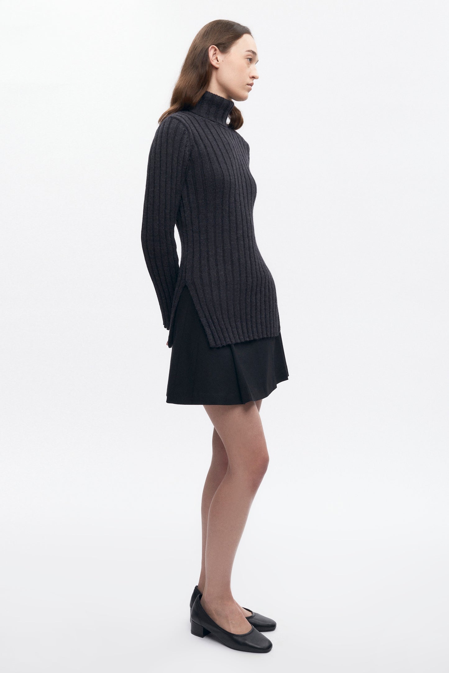 Women's 90's Turtleneck in Dark Charcoal