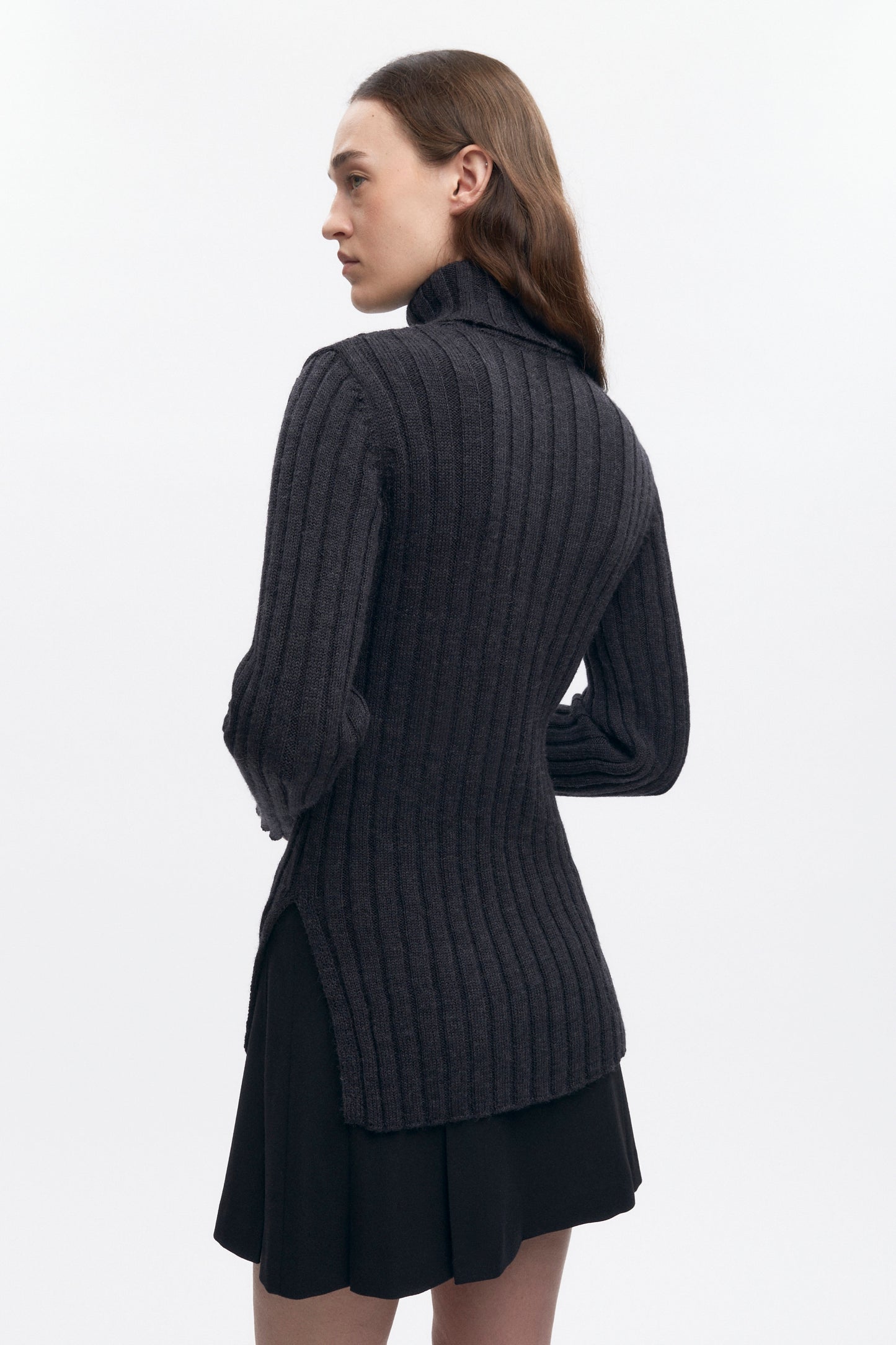 Women's 90's Turtleneck in Dark Charcoal