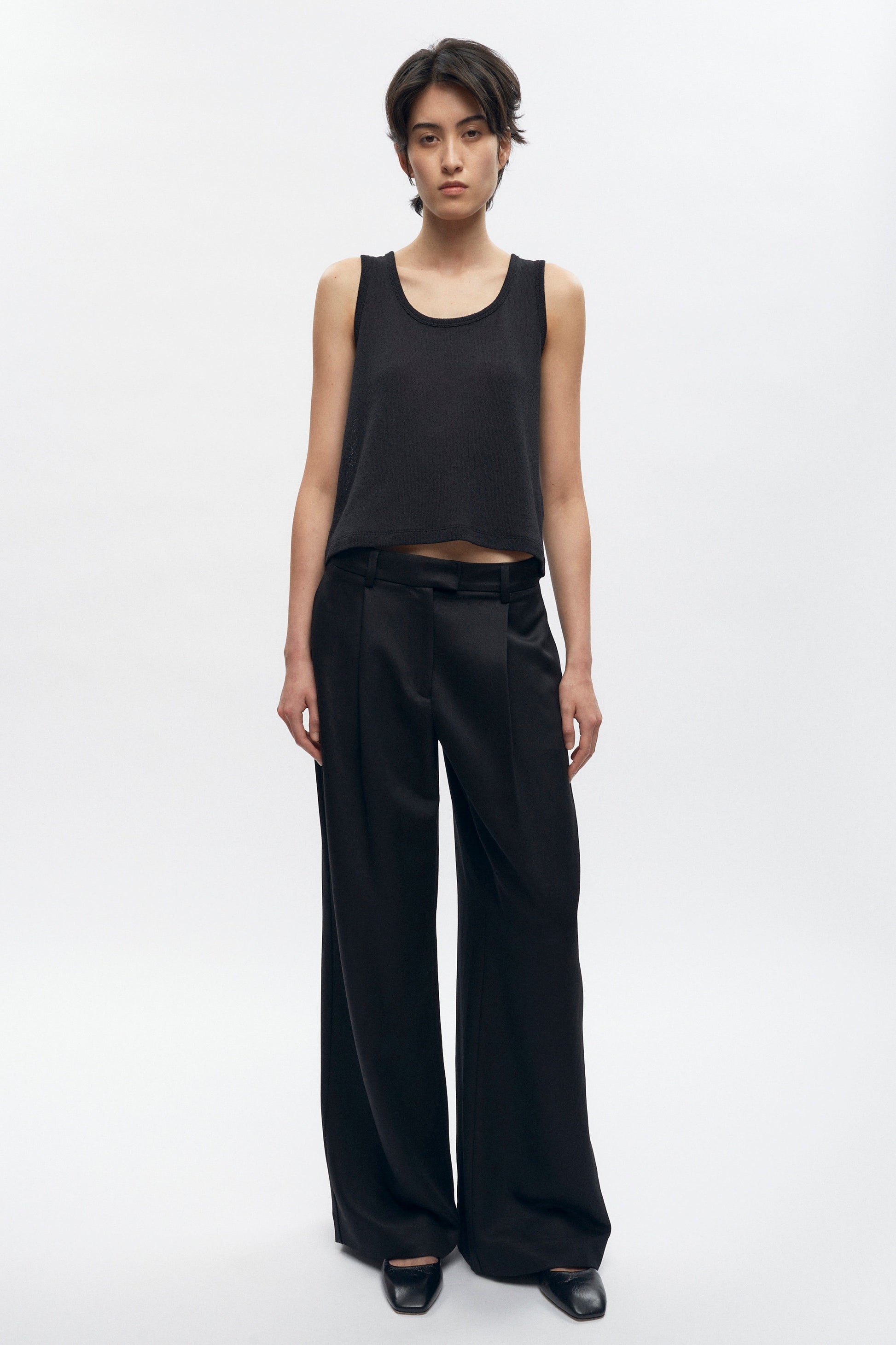 Cami is 5ft 11in, a regular size 4 and wearing a 6.