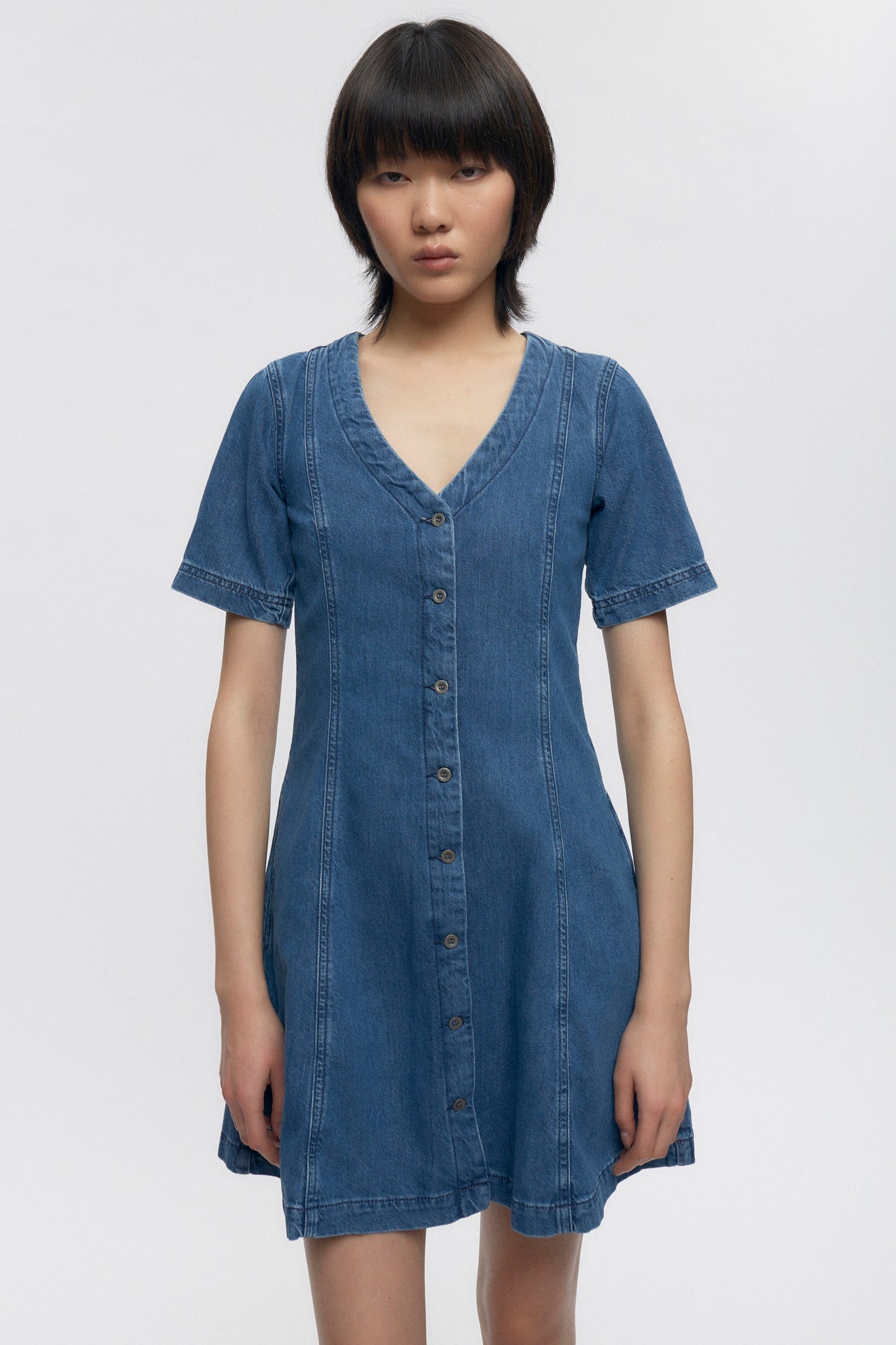 Women's Buttoned Dress in Mid Wash
