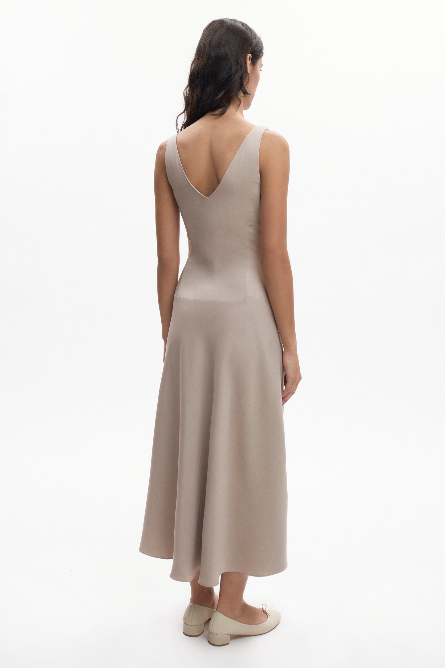 Women's Cleo Plunge Dress in Dove