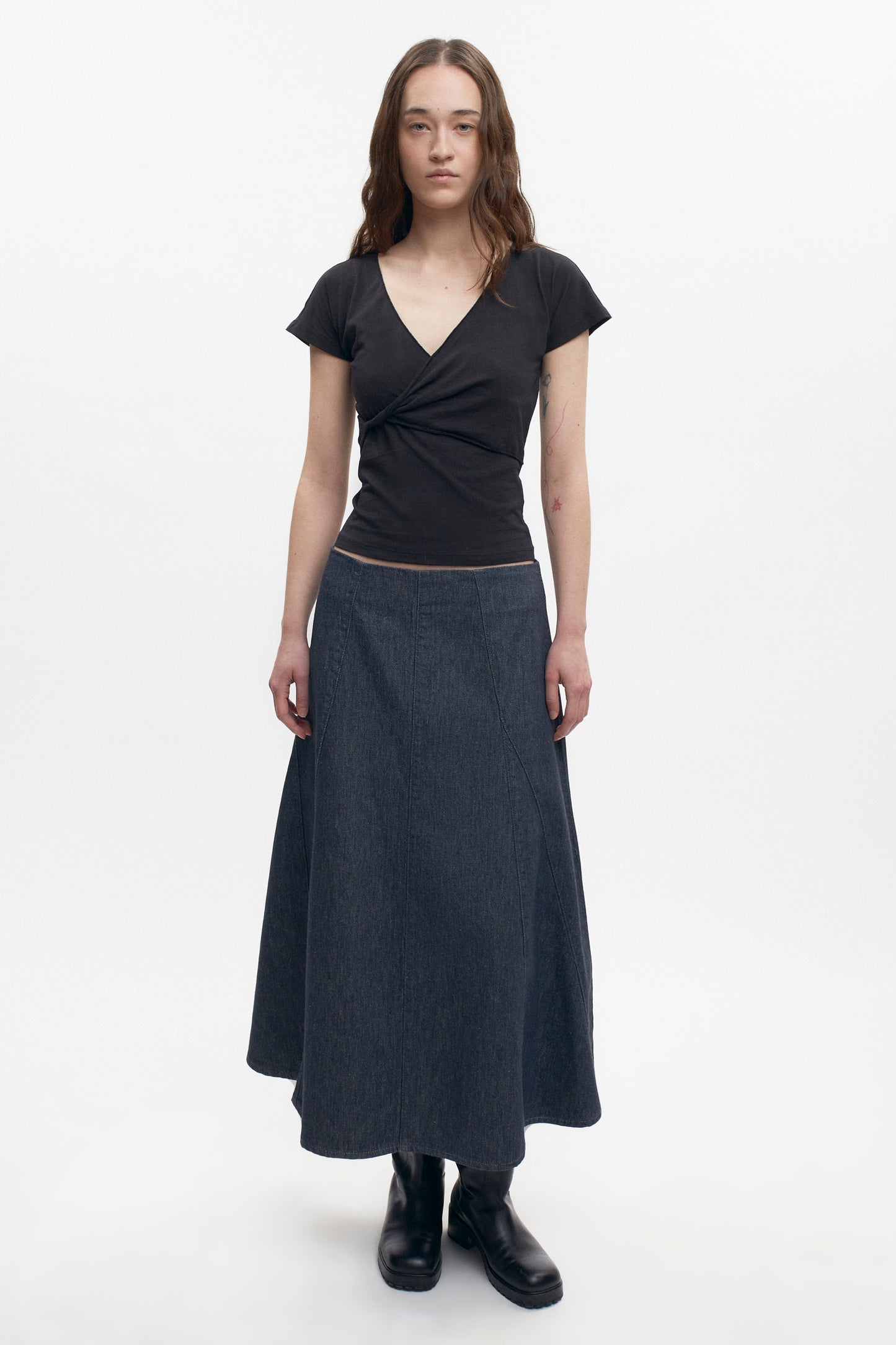 Women's Dalila Twist Top in Black