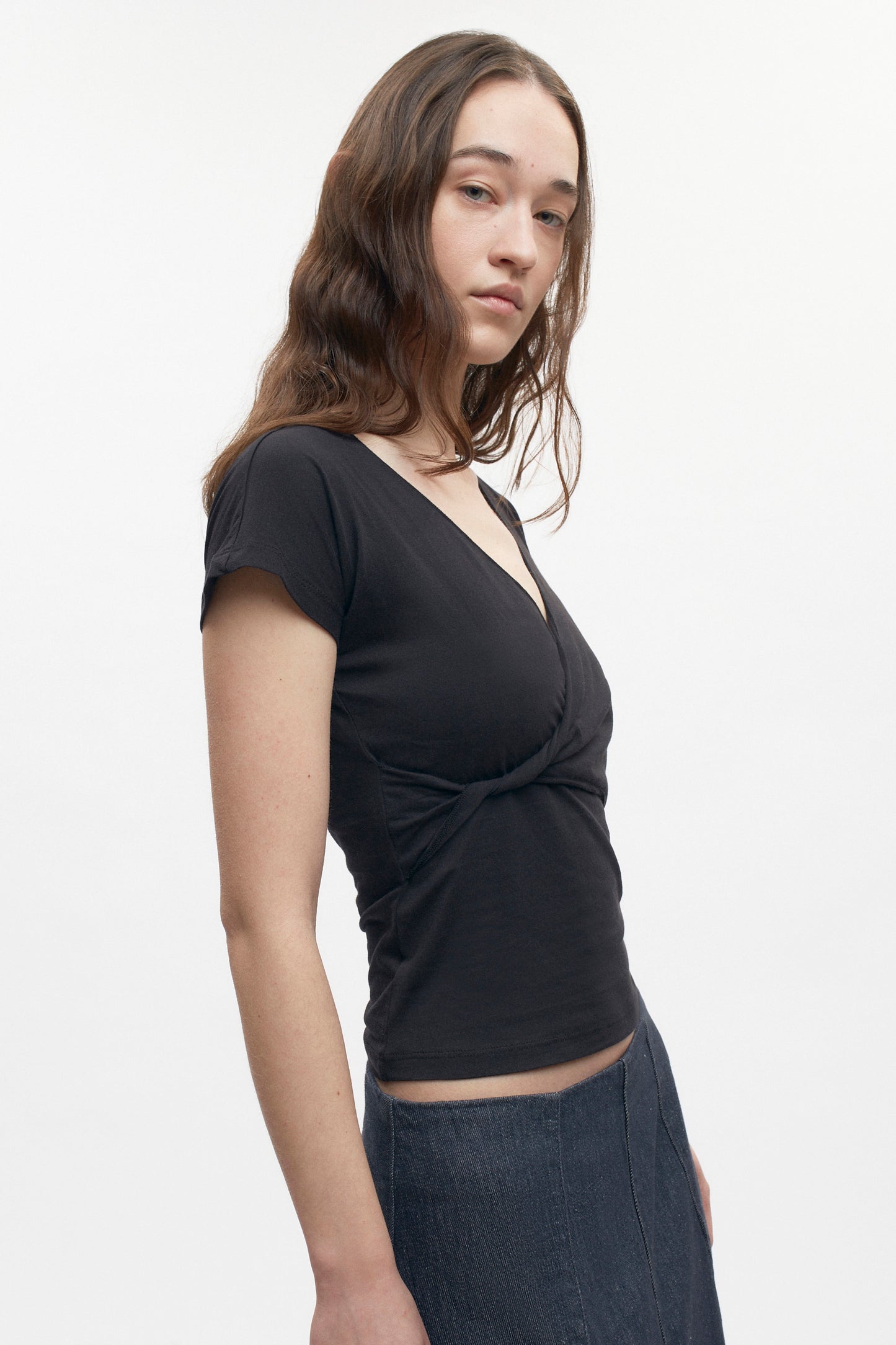 Women's Dalila Twist Top in Black