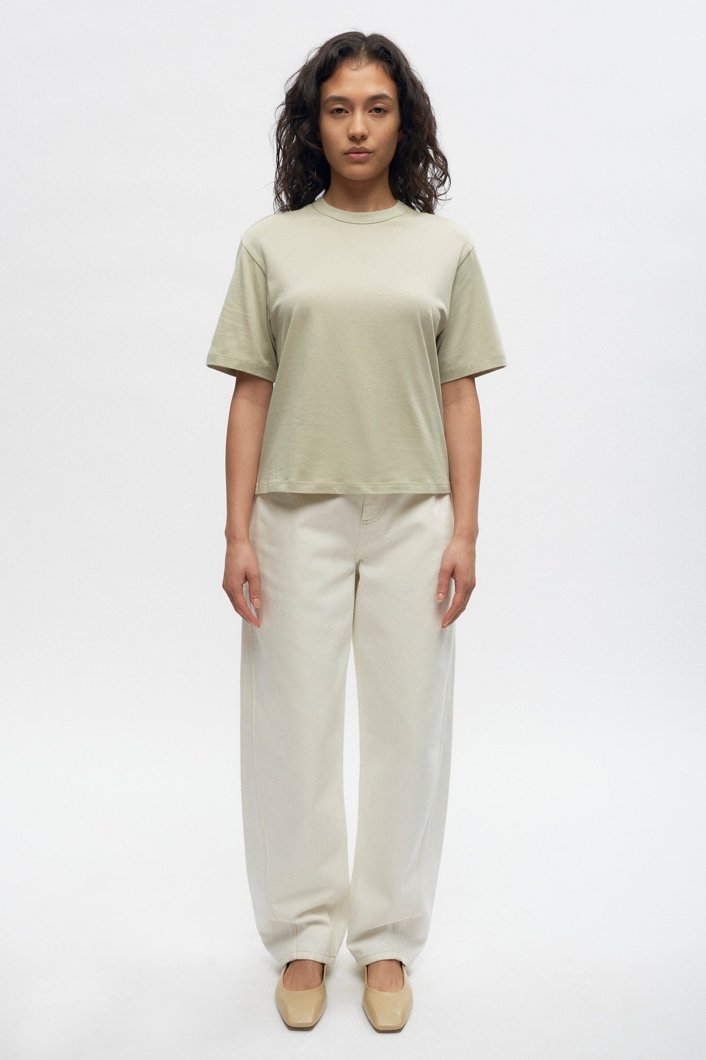 Women's Easy Crew in Dune Grass