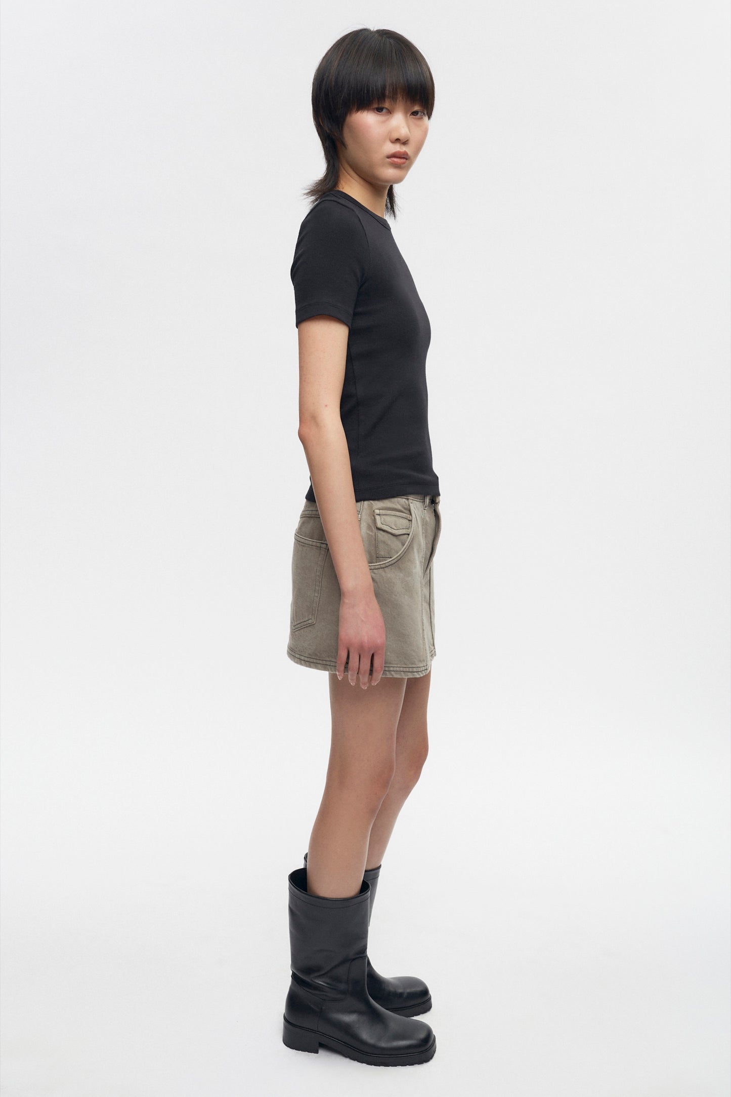 Women's Fitted Rib Tee in Black