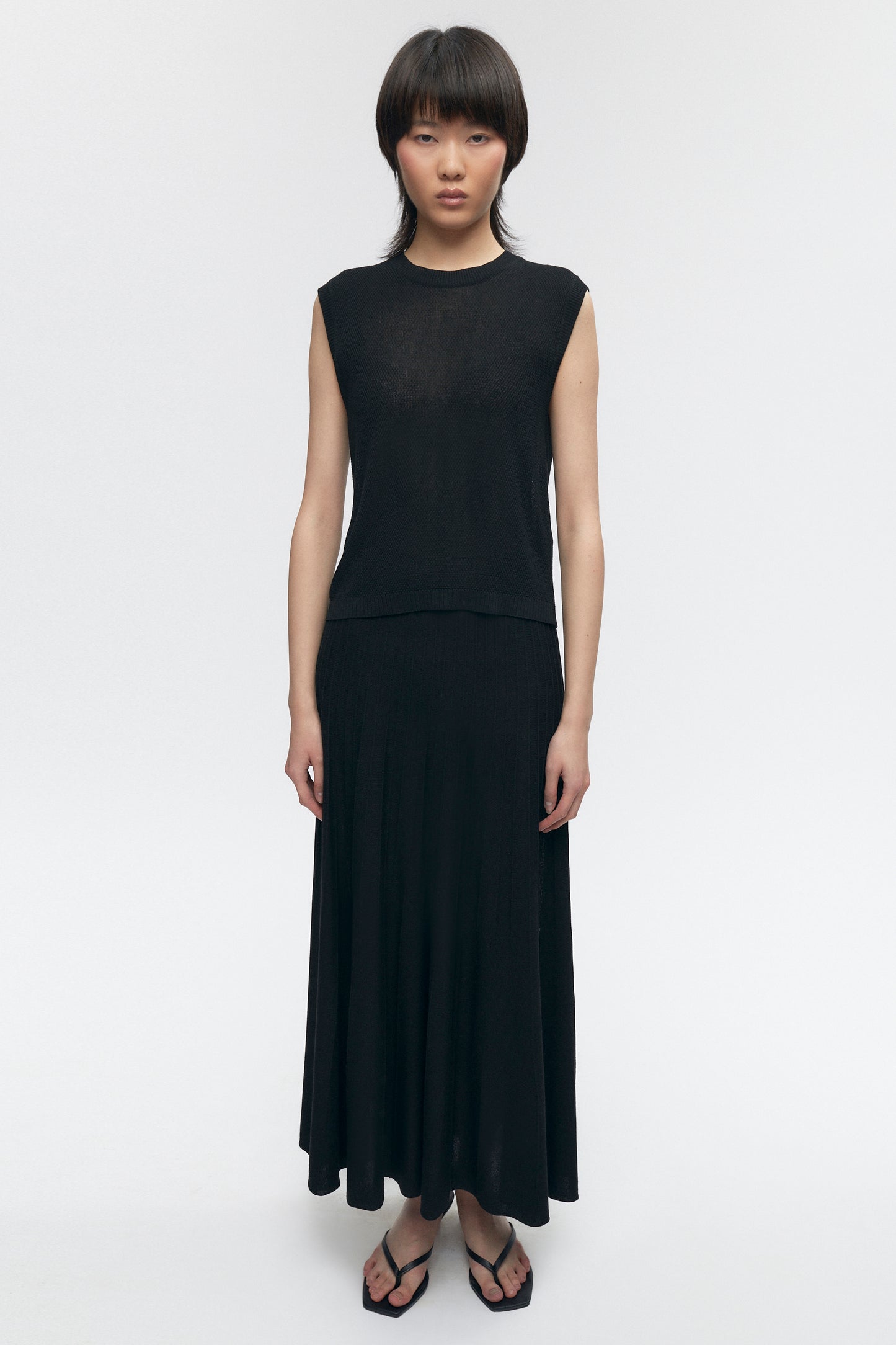 Women's Gezira Knit Skirt in Black