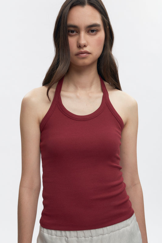 Michelle is 5’10” is a regular S and is wearing a S.