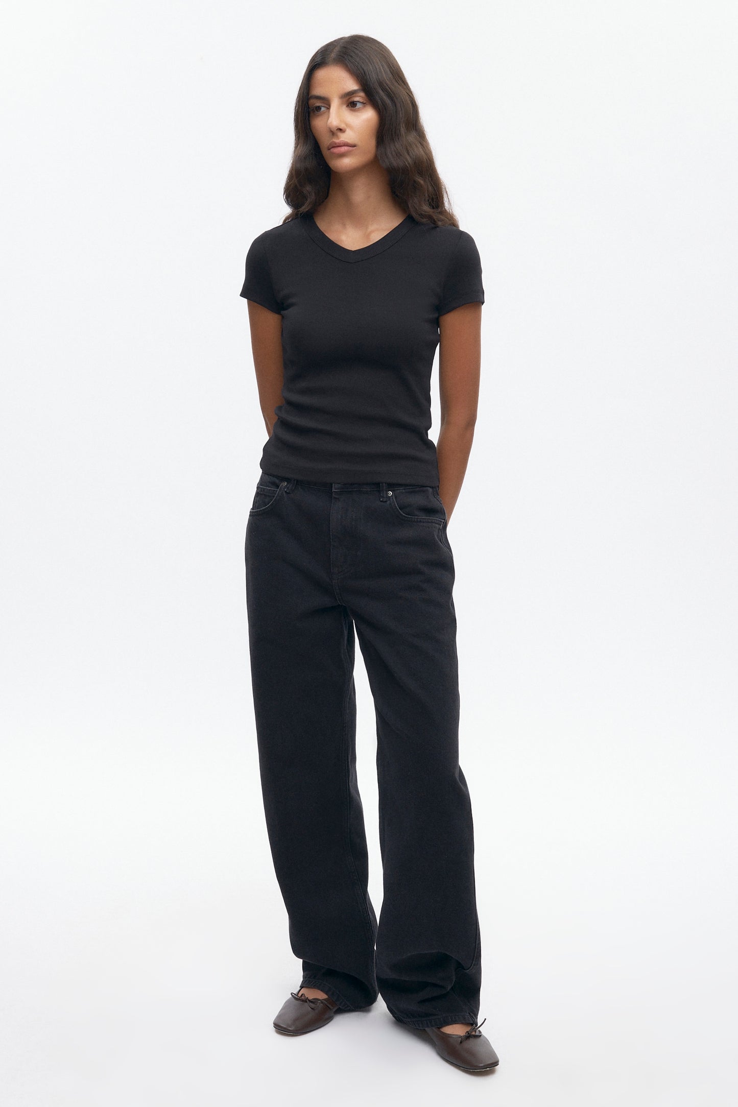 Women's High V-neck Tee in Black