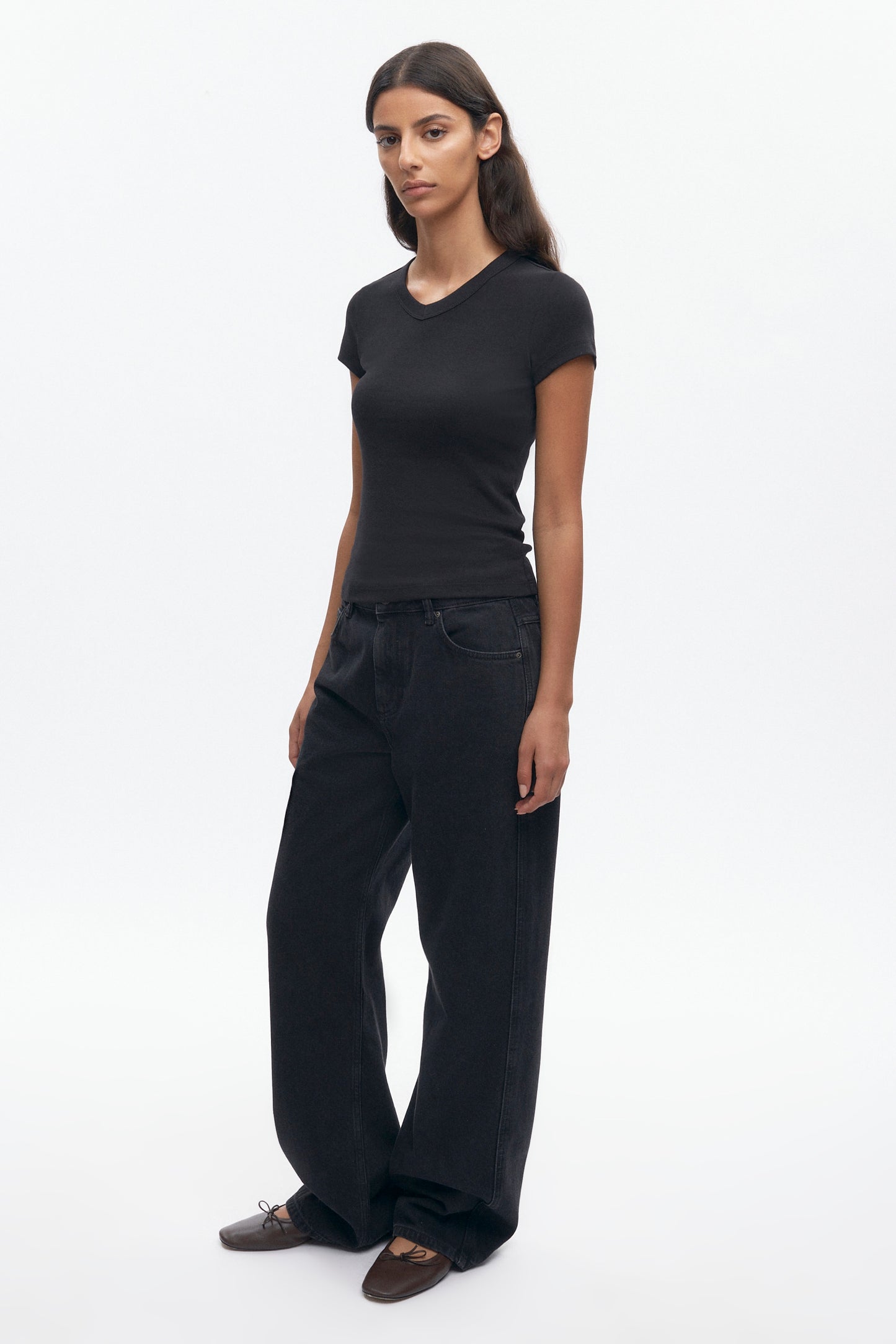 Women's High V-neck Tee in Black