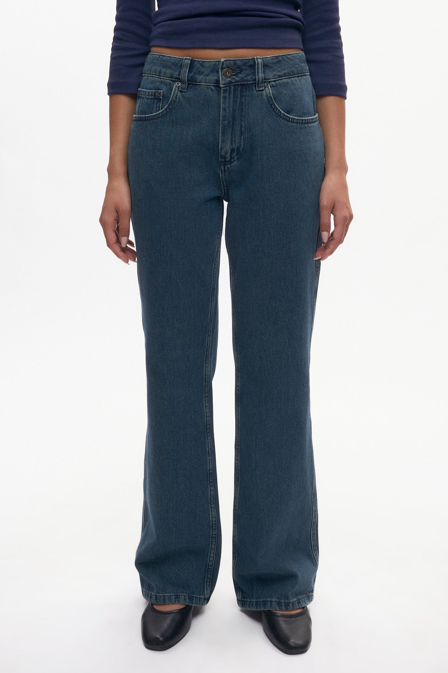 Women's Marfa Denim in Mid Wash