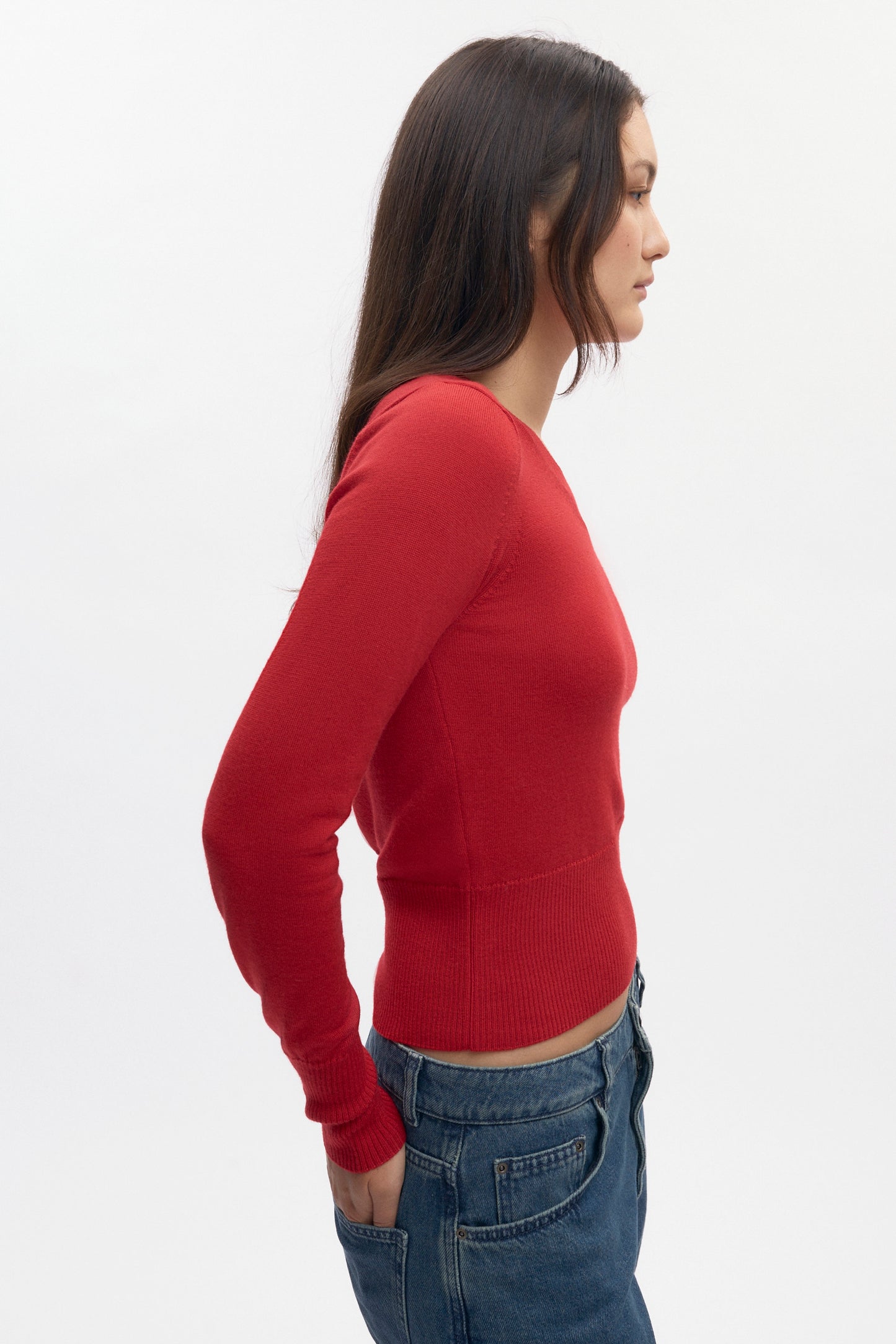 Women's Merino V-neck Sweater in Fiery Red