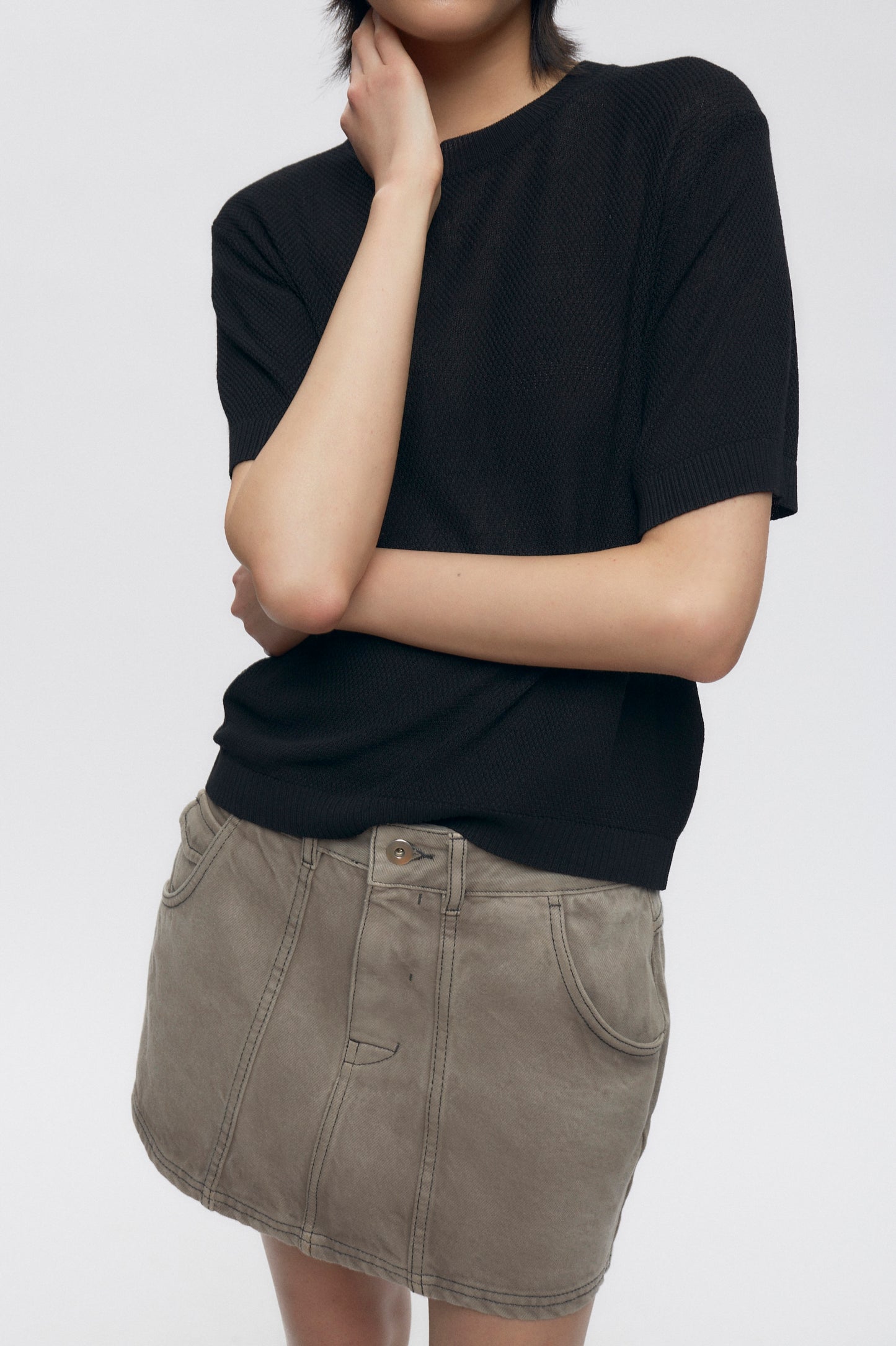 Women's Mesh Tee in Black