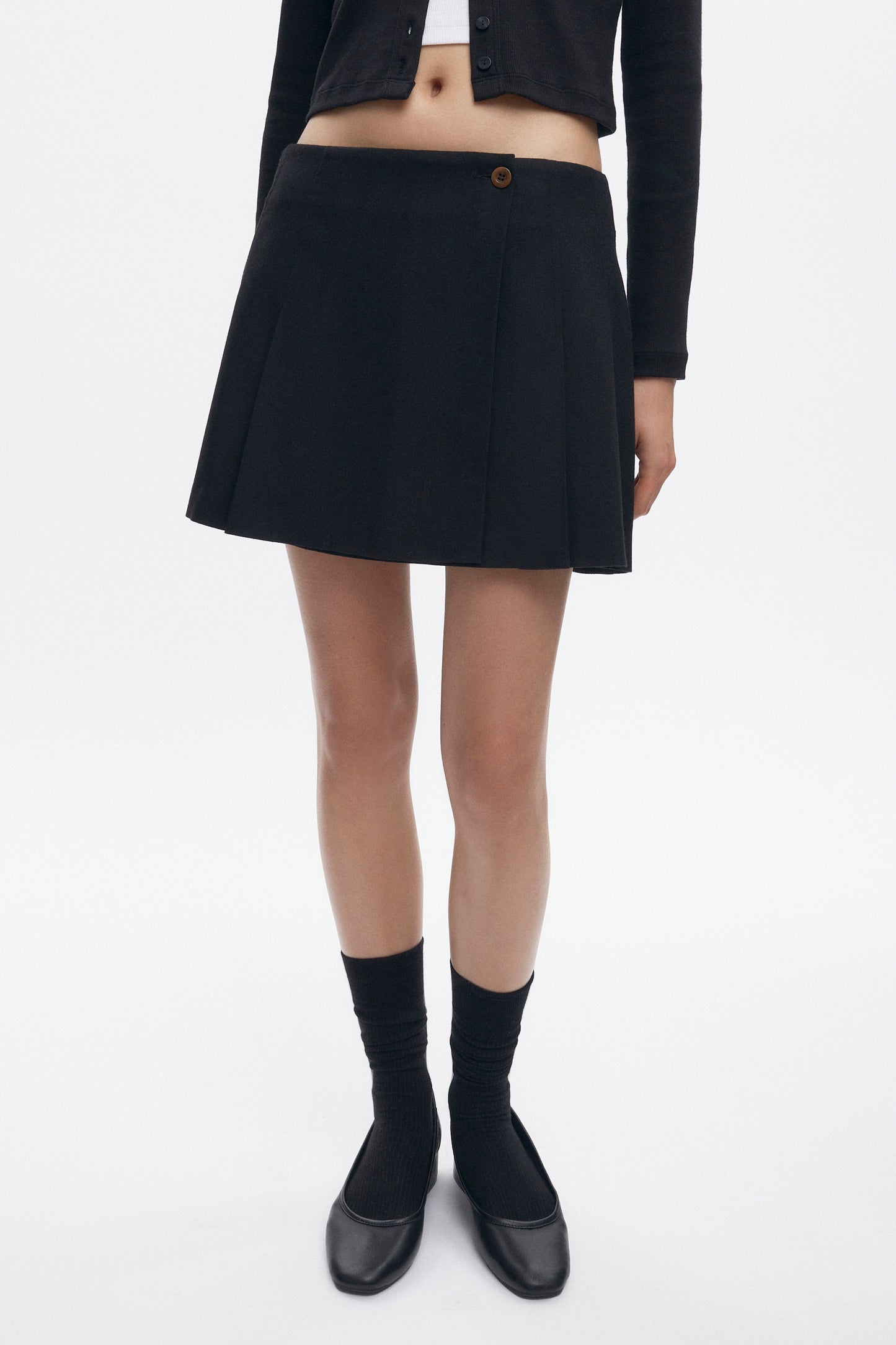 Women's Muna Pleated Mini Skirt in Black