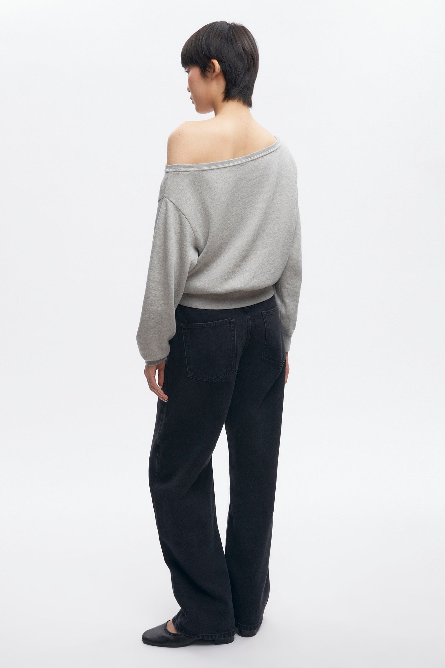 Women's Off Shoulder Sweatshirt in Heather Grey