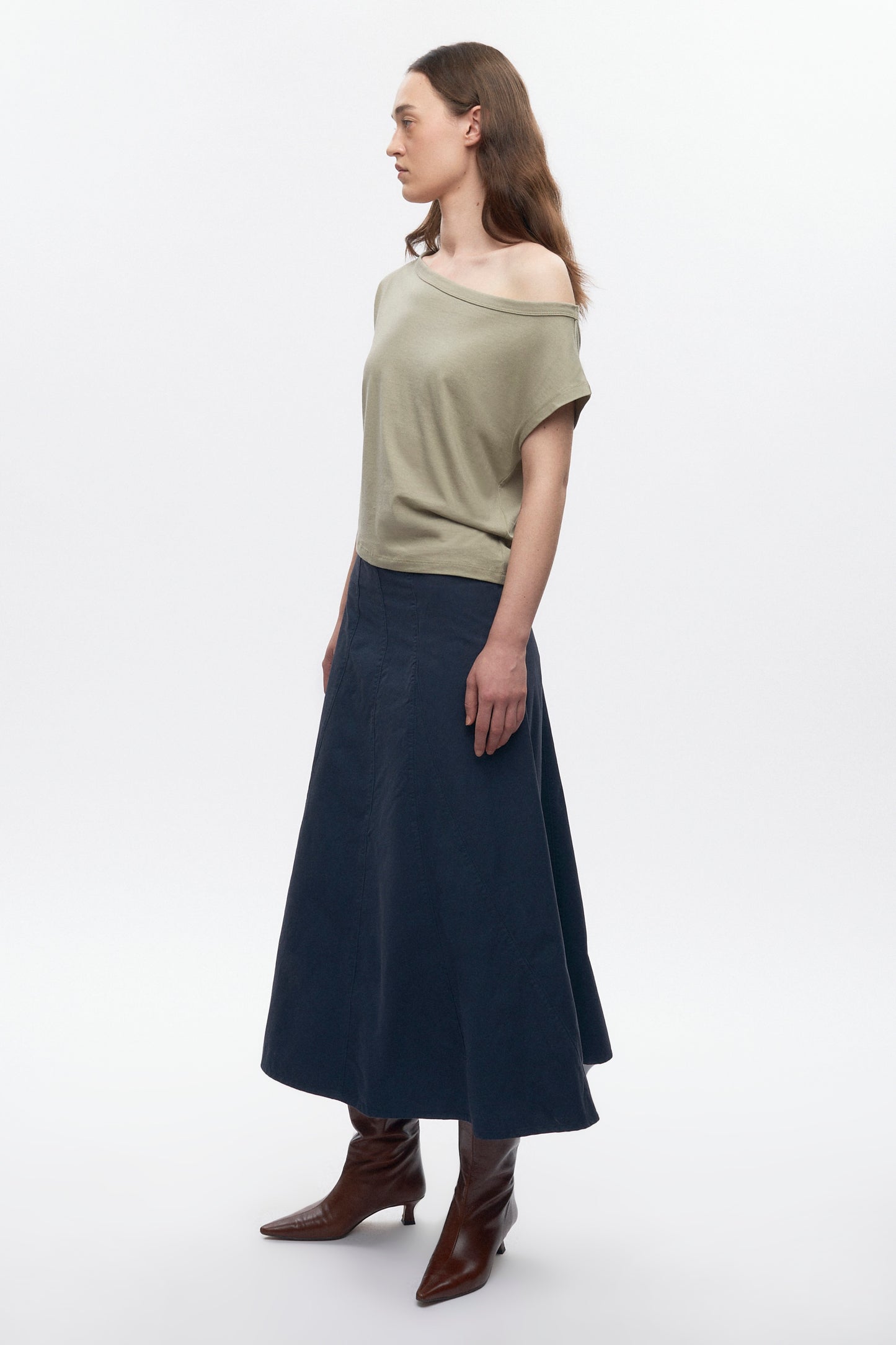 Women's Off Shoulder Tee in Desert