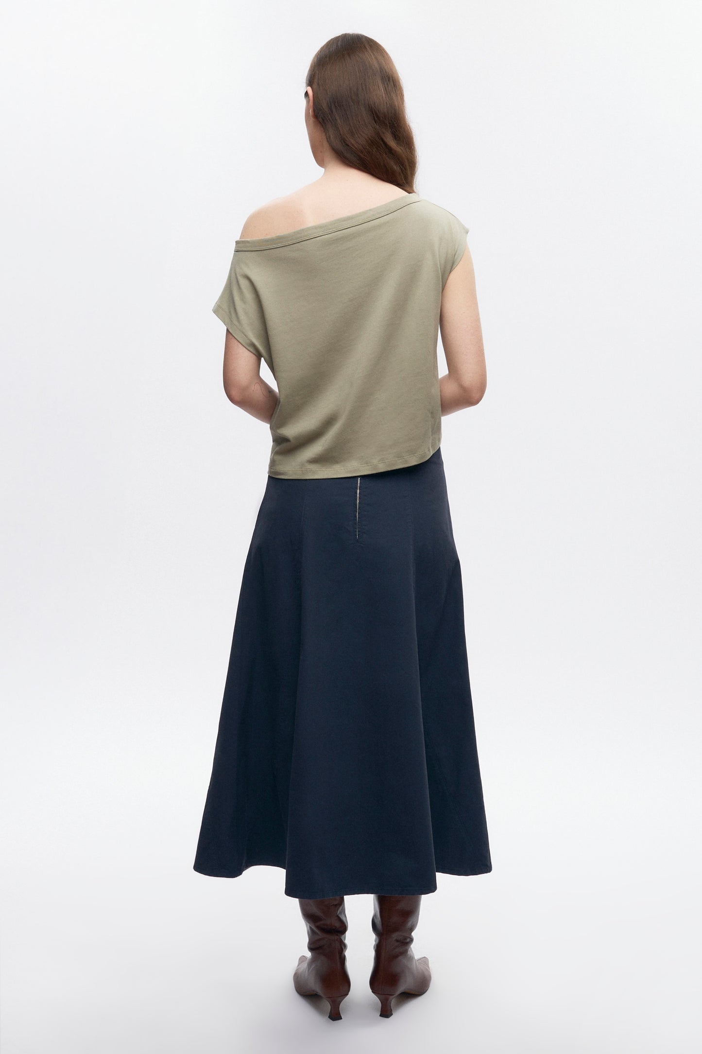 Women's Off Shoulder Tee in Desert