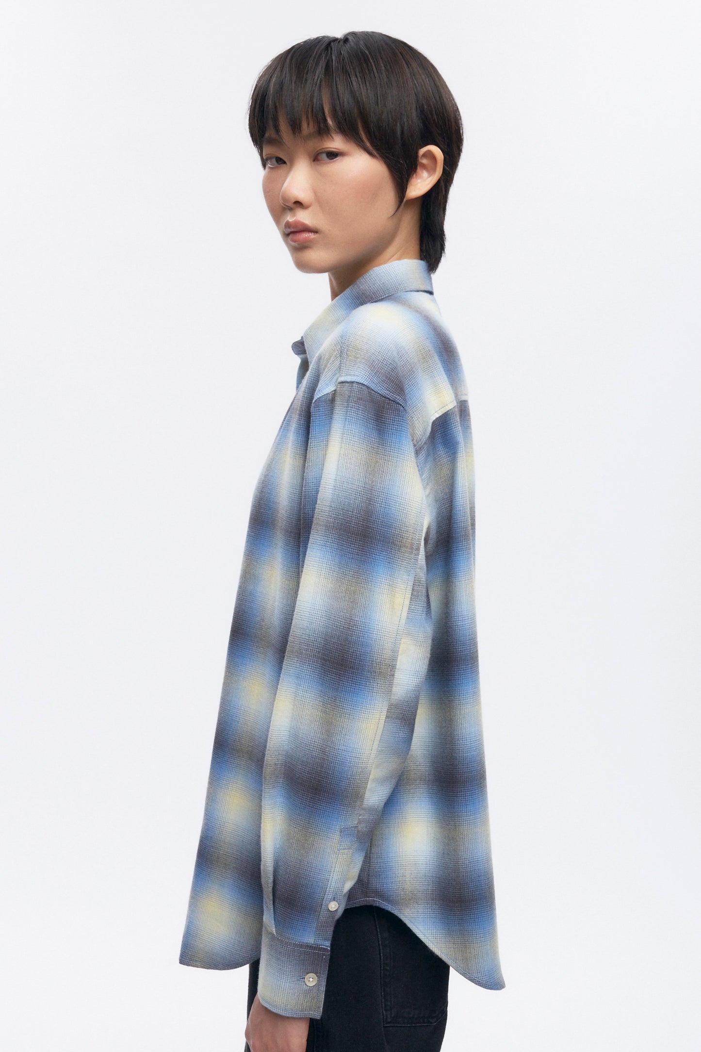Women's Oversized Flannel Shirt in Blue Plaid