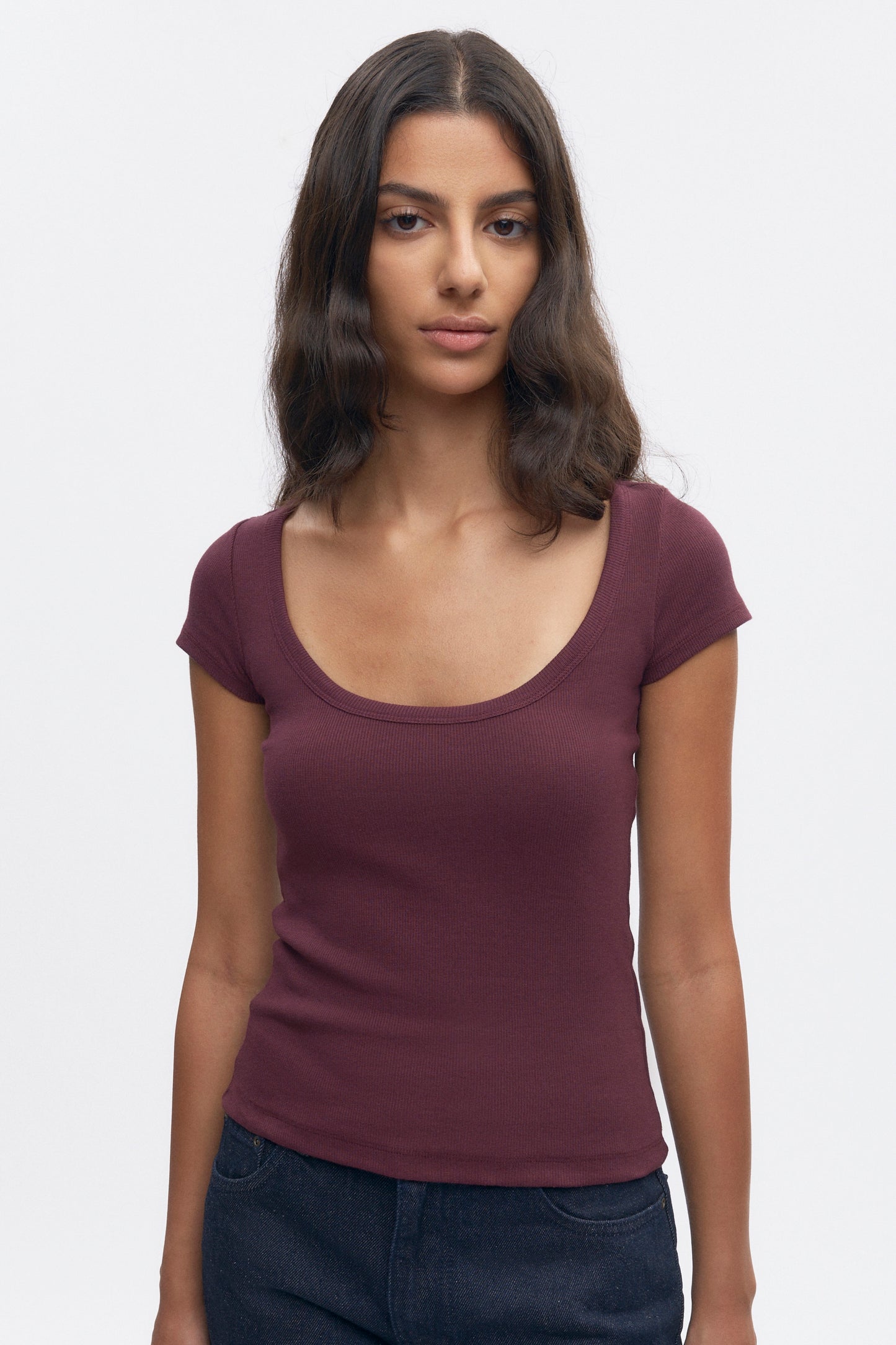 Women's Scoop Tee in Plum