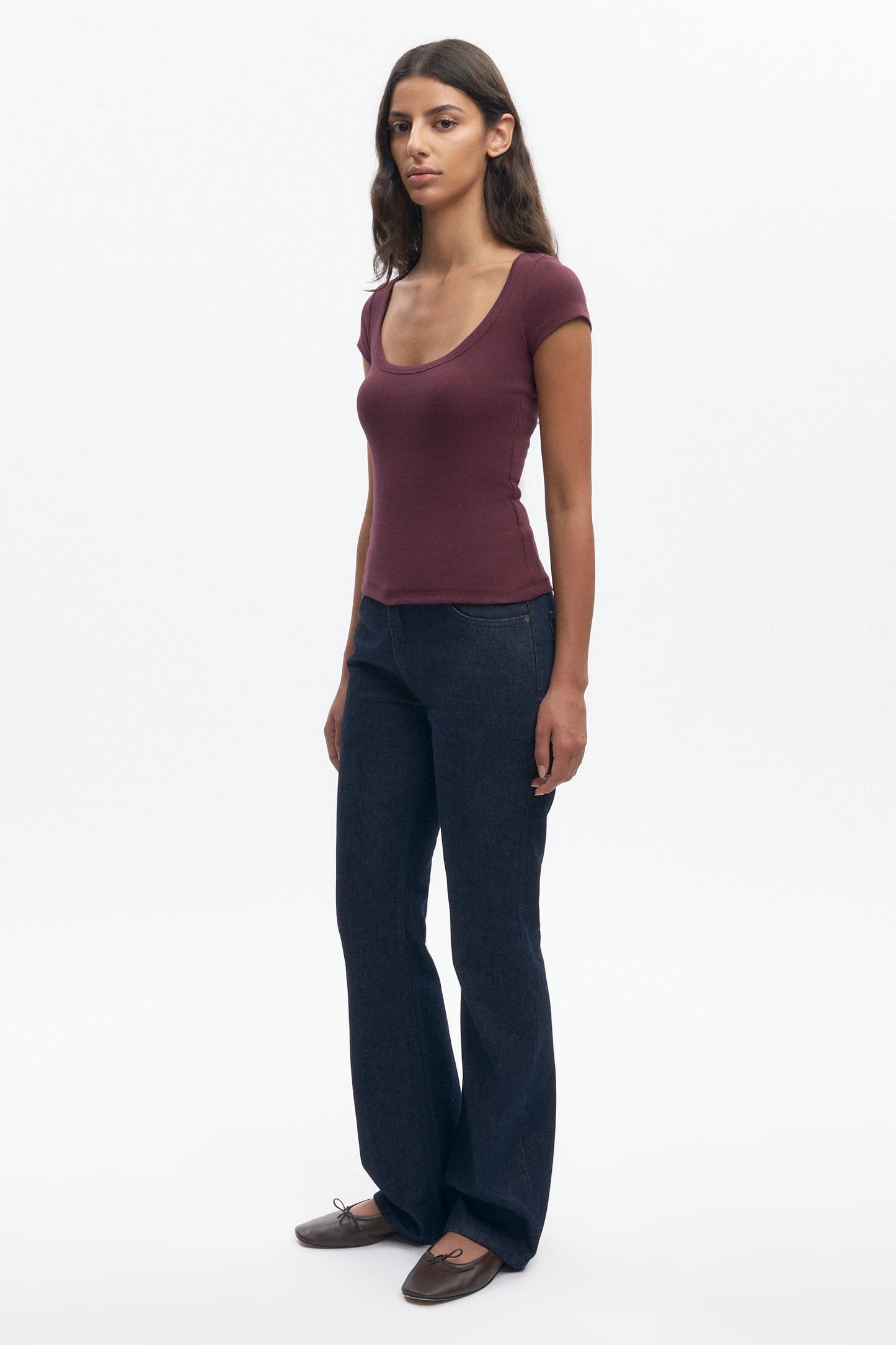 Women's Scoop Tee in Plum