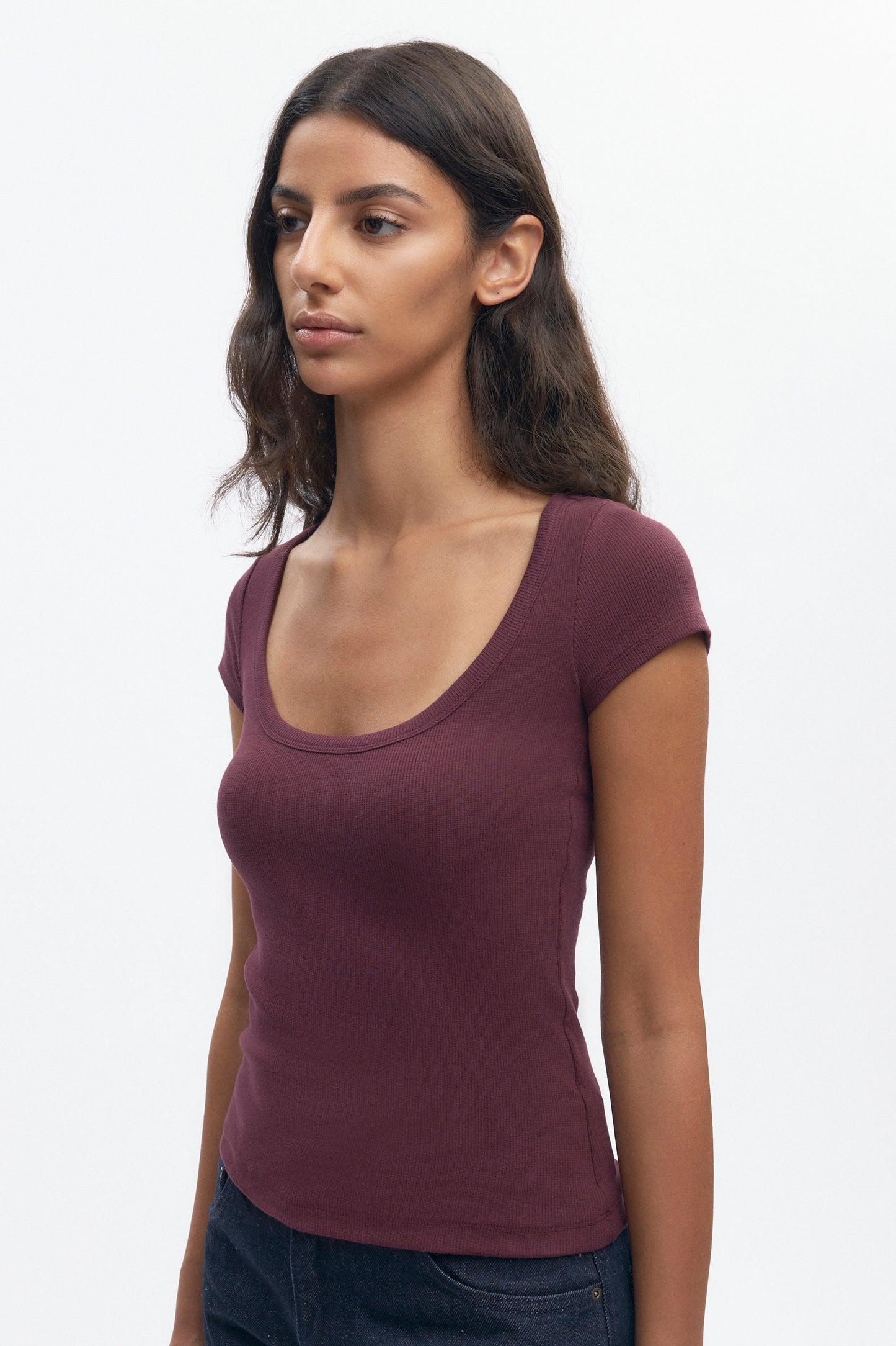 Women's Scoop Tee in Plum