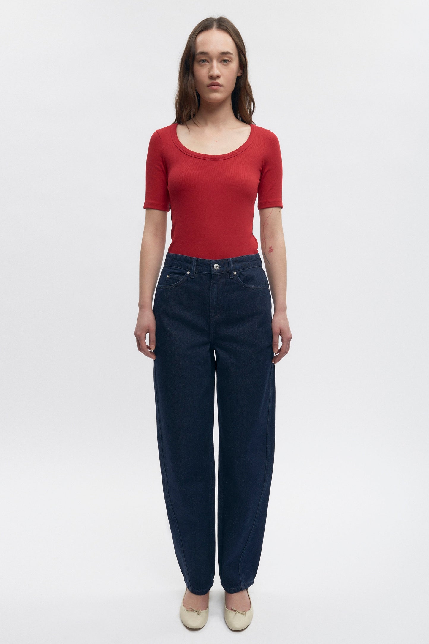 Women's Set Crew in Jester Red