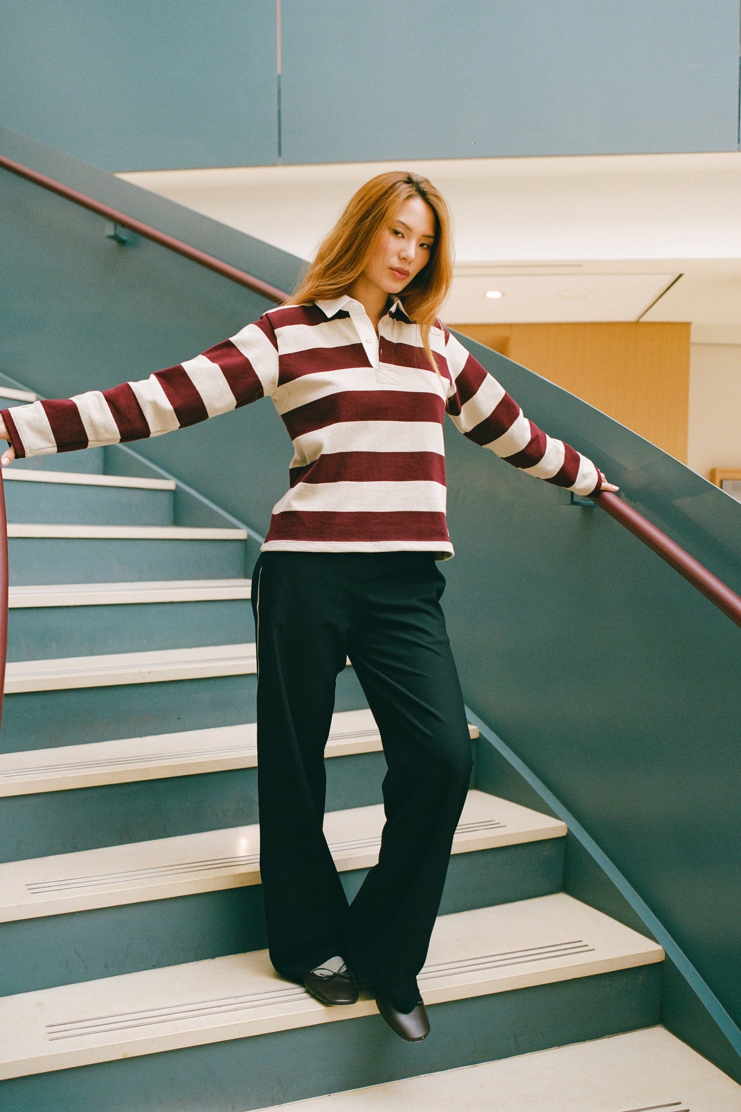 Women's Barbarian Rugby Shirt in Taupe/Harvard