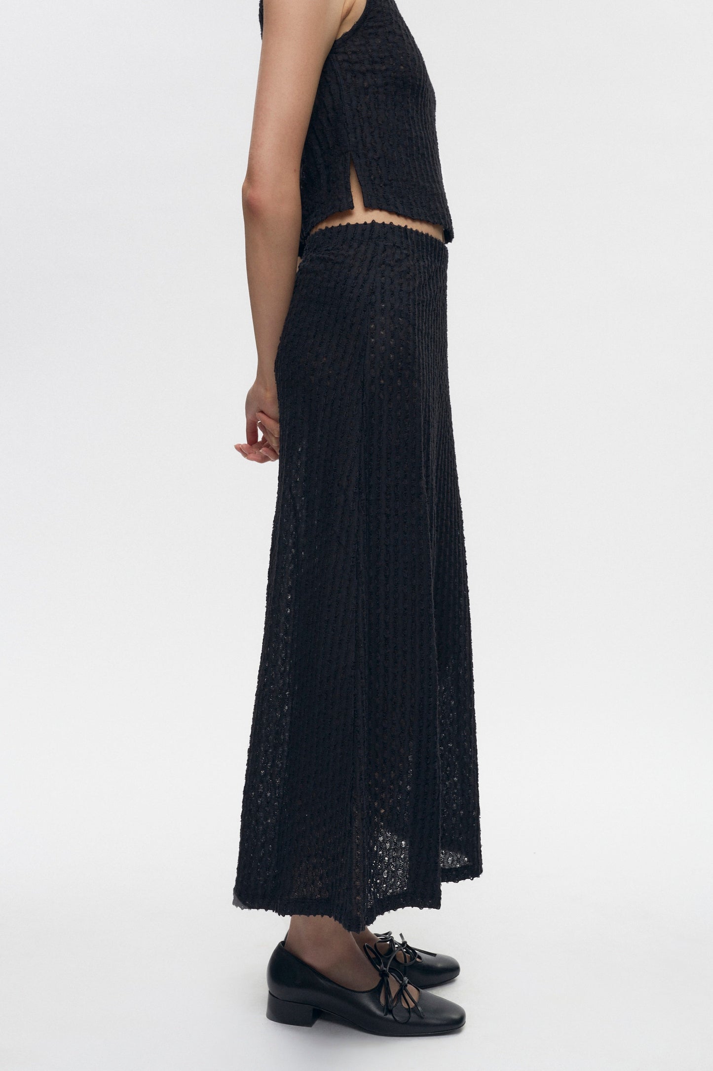 Women's Yasmina Skirt in Black