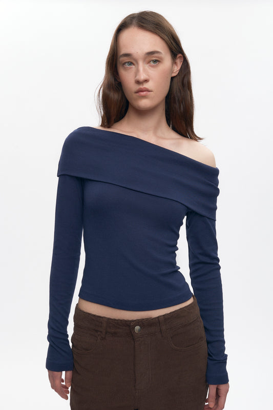 Women's Zahra Off Shoulder Longsleeve in Midnight