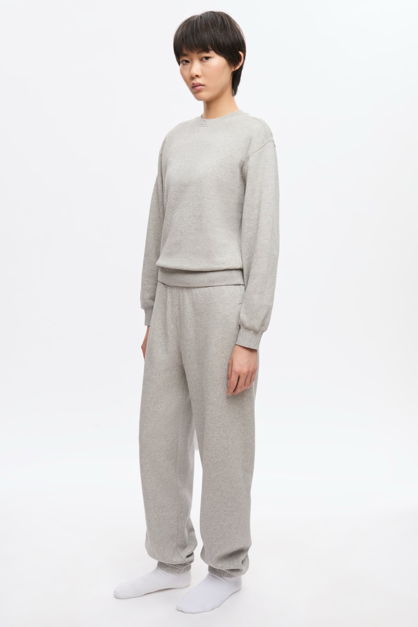 Women's Essential Sweatpant in Heather Grey