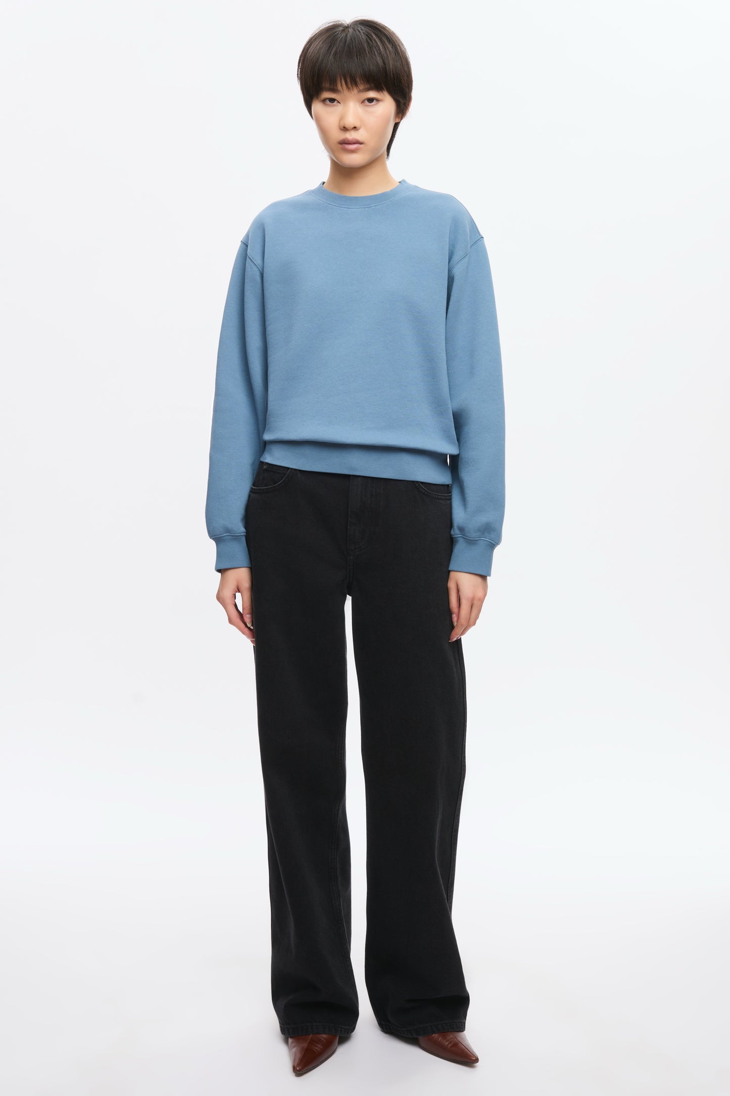 Women's Essential Sweatshirt in Delta