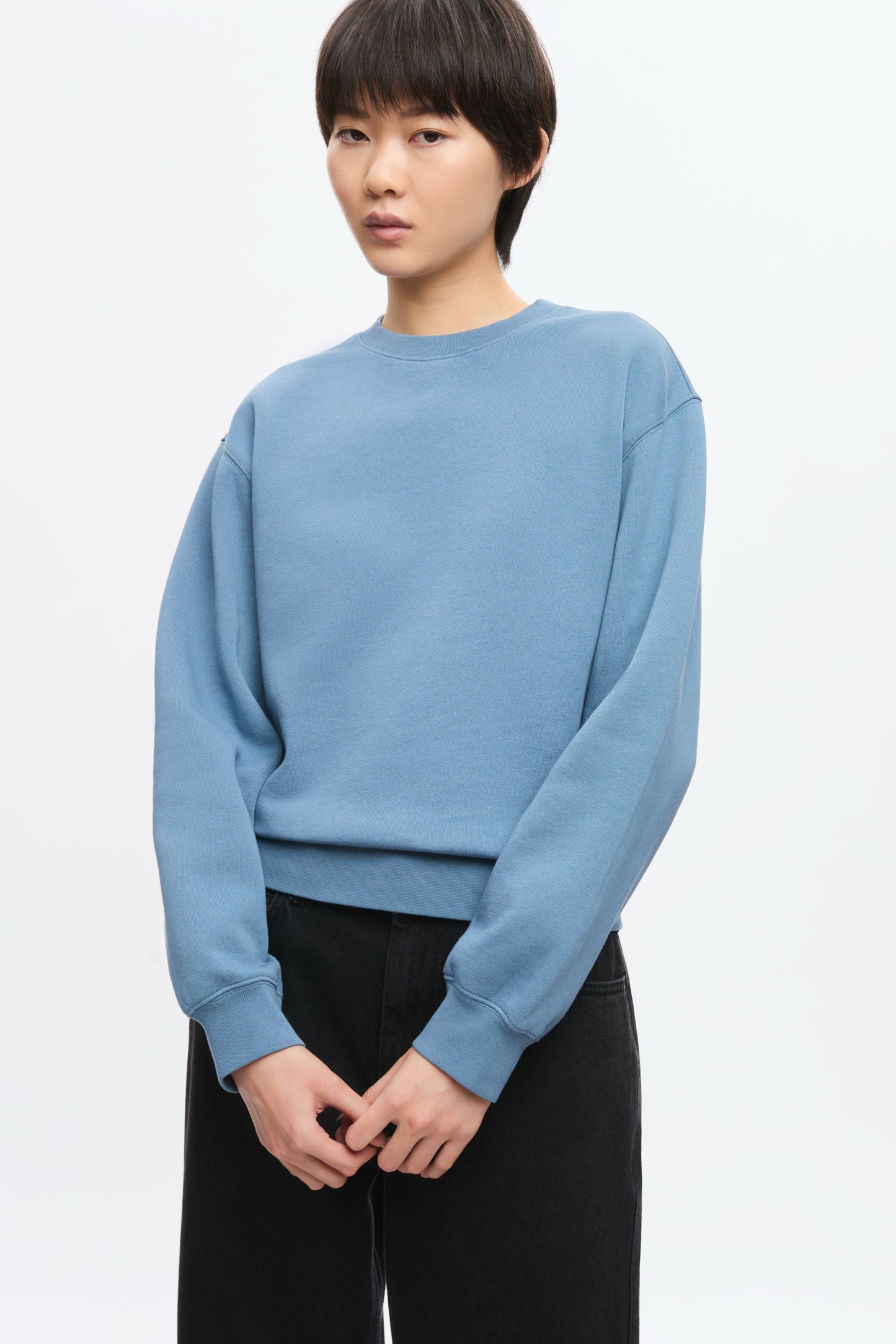 Women's Essential Sweatshirt in Delta