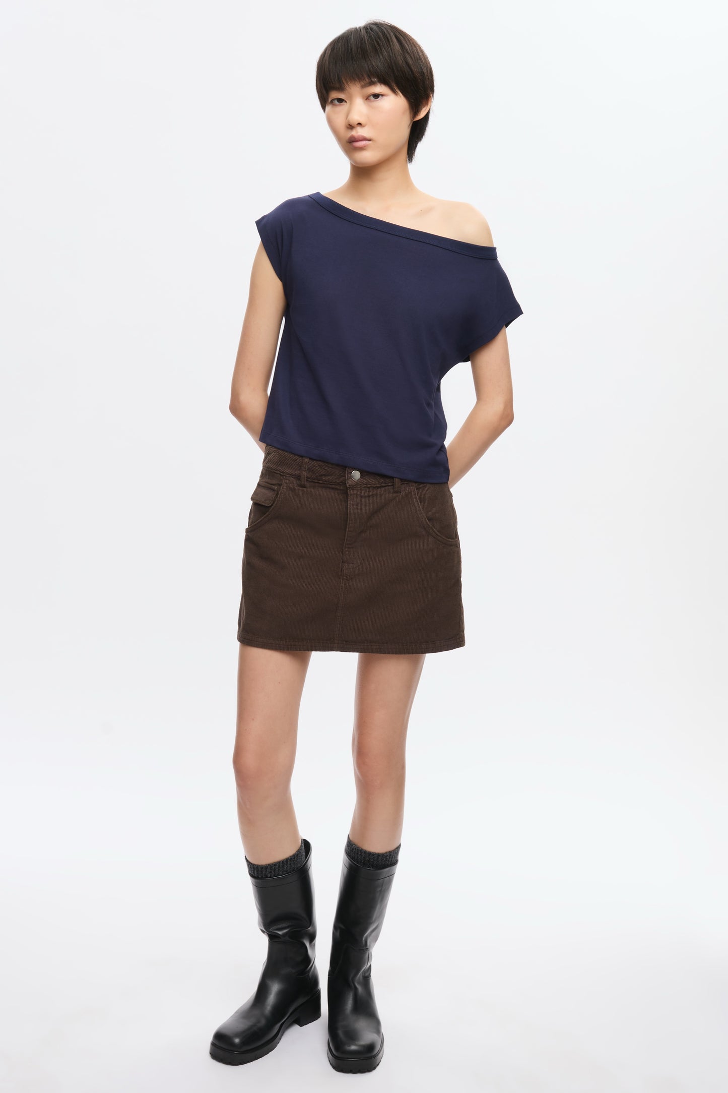 Women's Off Shoulder Tee in Midnight