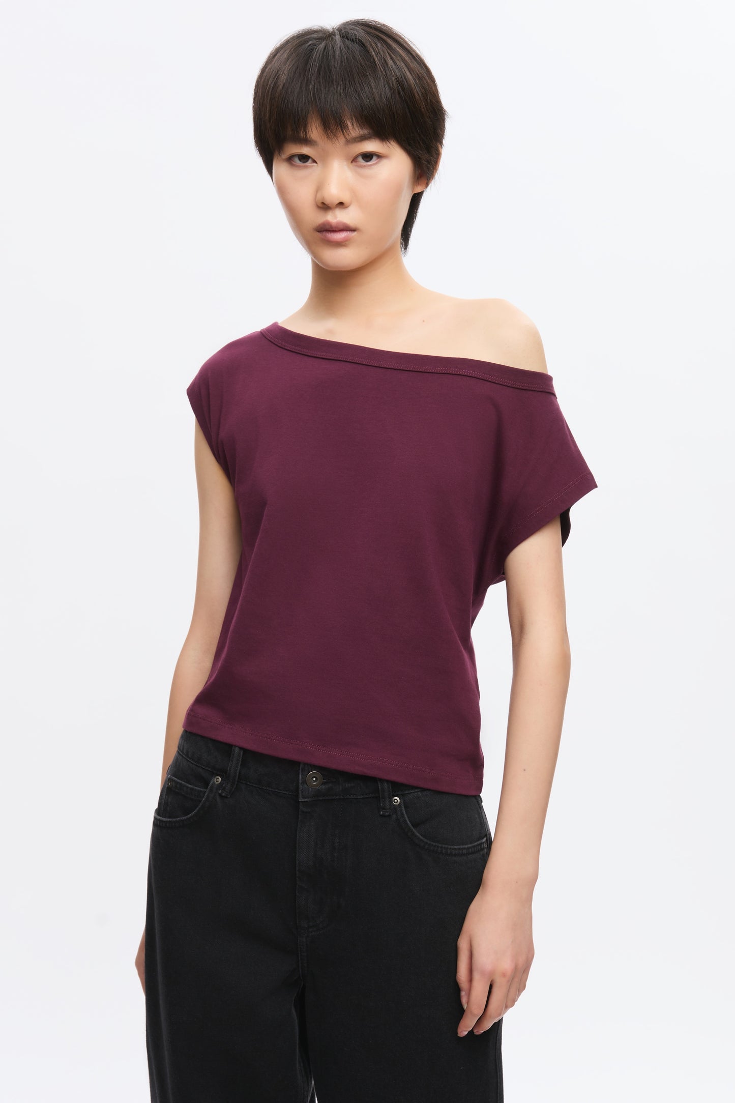 Women's Off Shoulder Tee in Plum