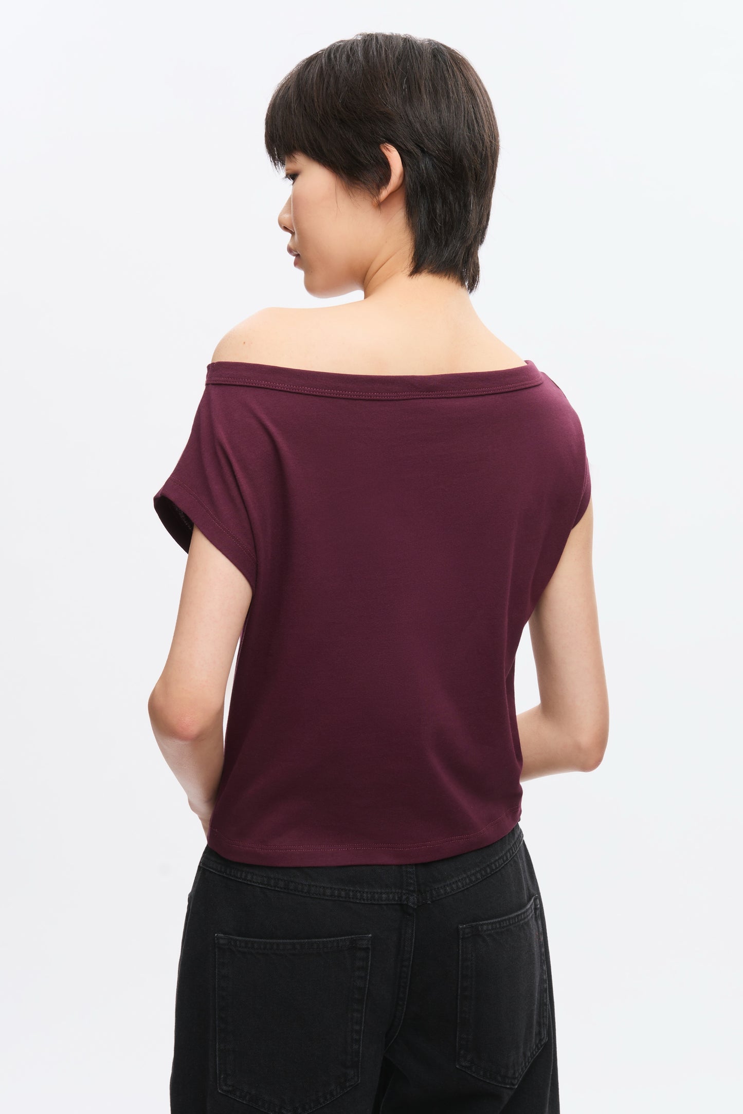Women's Off Shoulder Tee in Plum