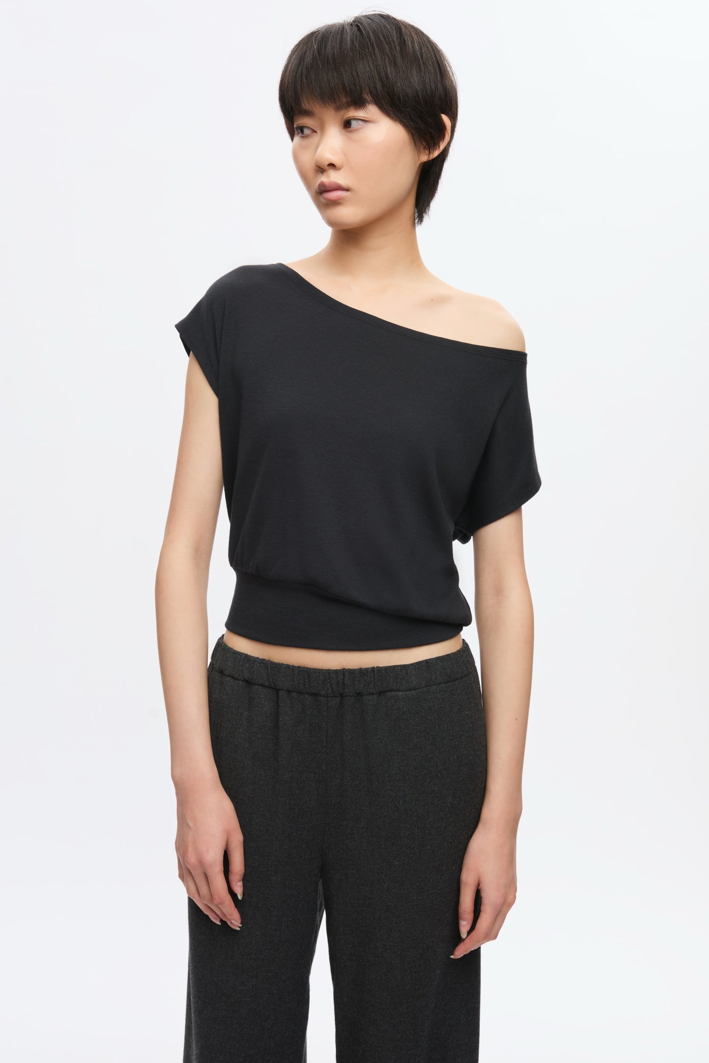 Women's Zahra Layered Scoop Tee in Black